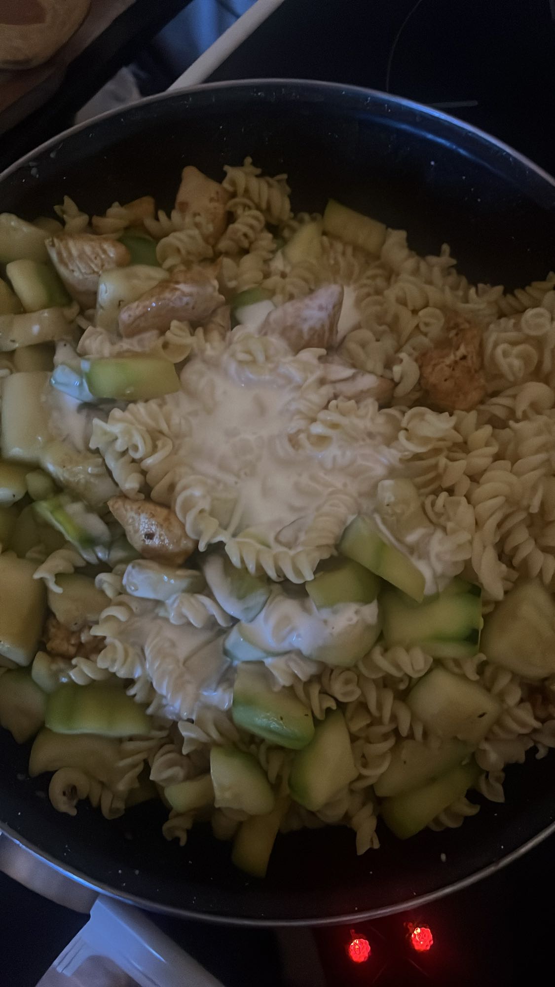 Pâtes au poulet crémeux