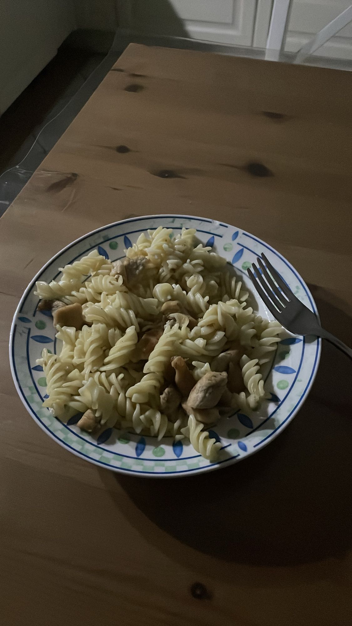 Nudeln mit Hähnchen