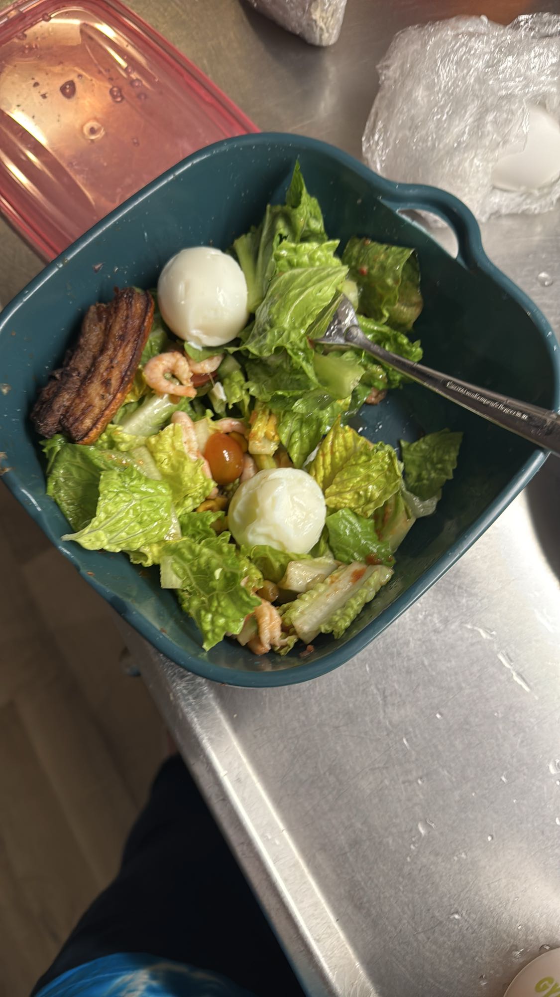 Räksallad med ägg