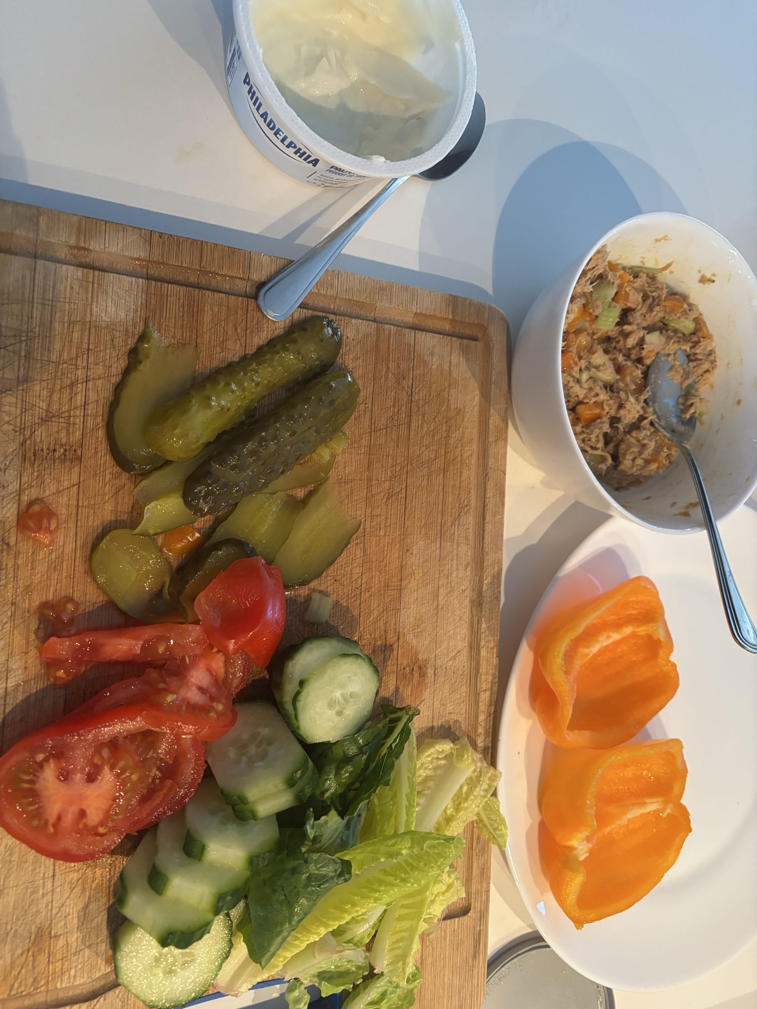 Légumes et thon frais