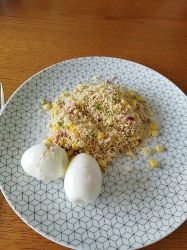 Œufs et couscous