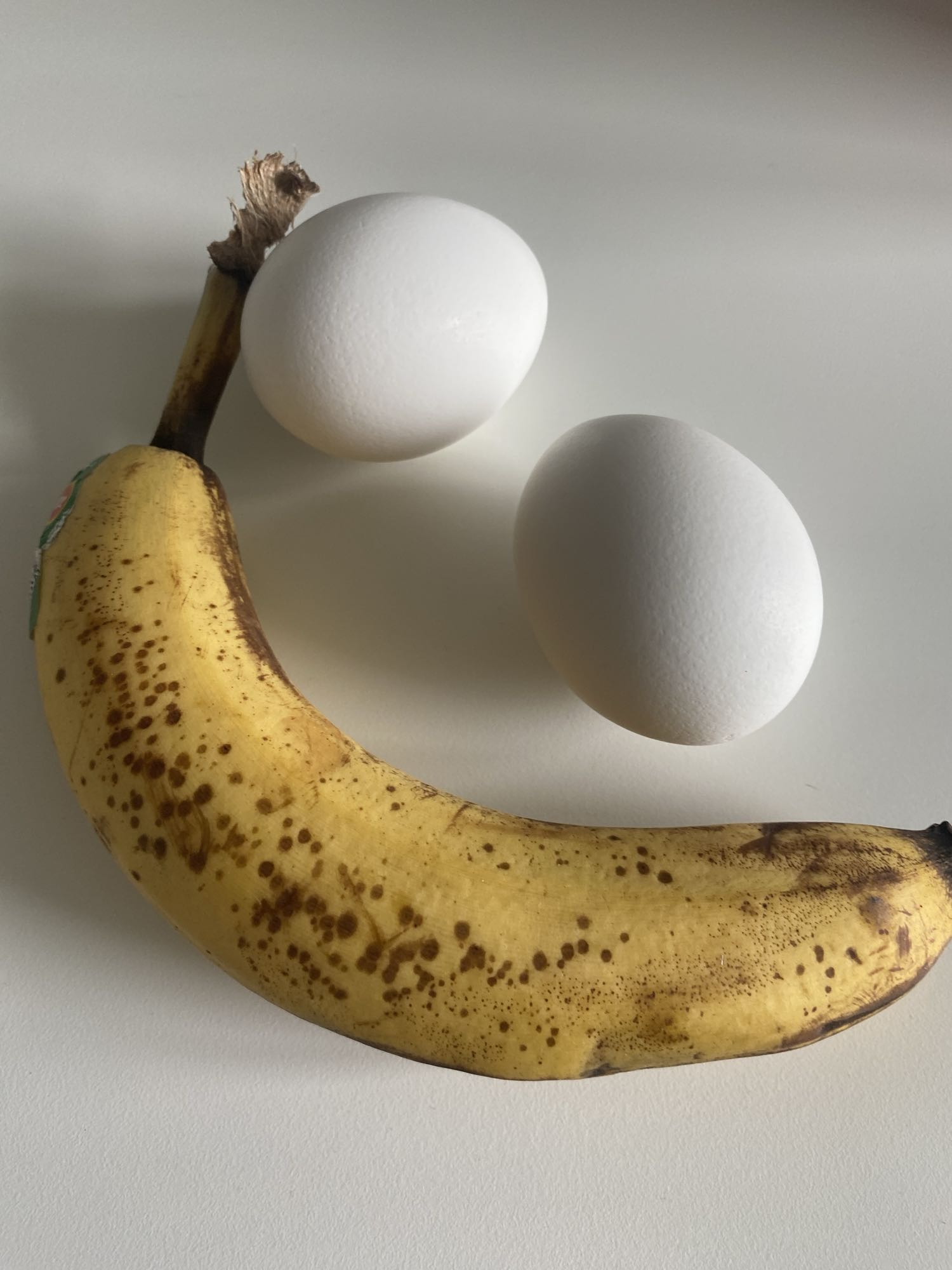 Banan och äggmåltid