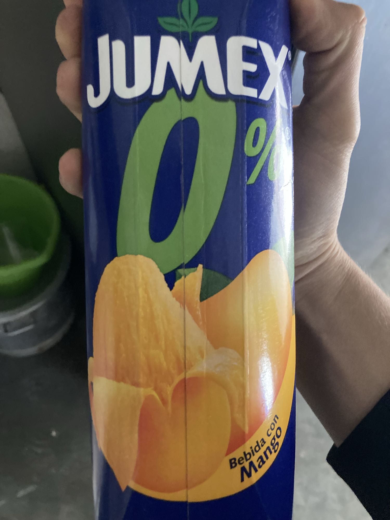 Bebida de mango Jumex