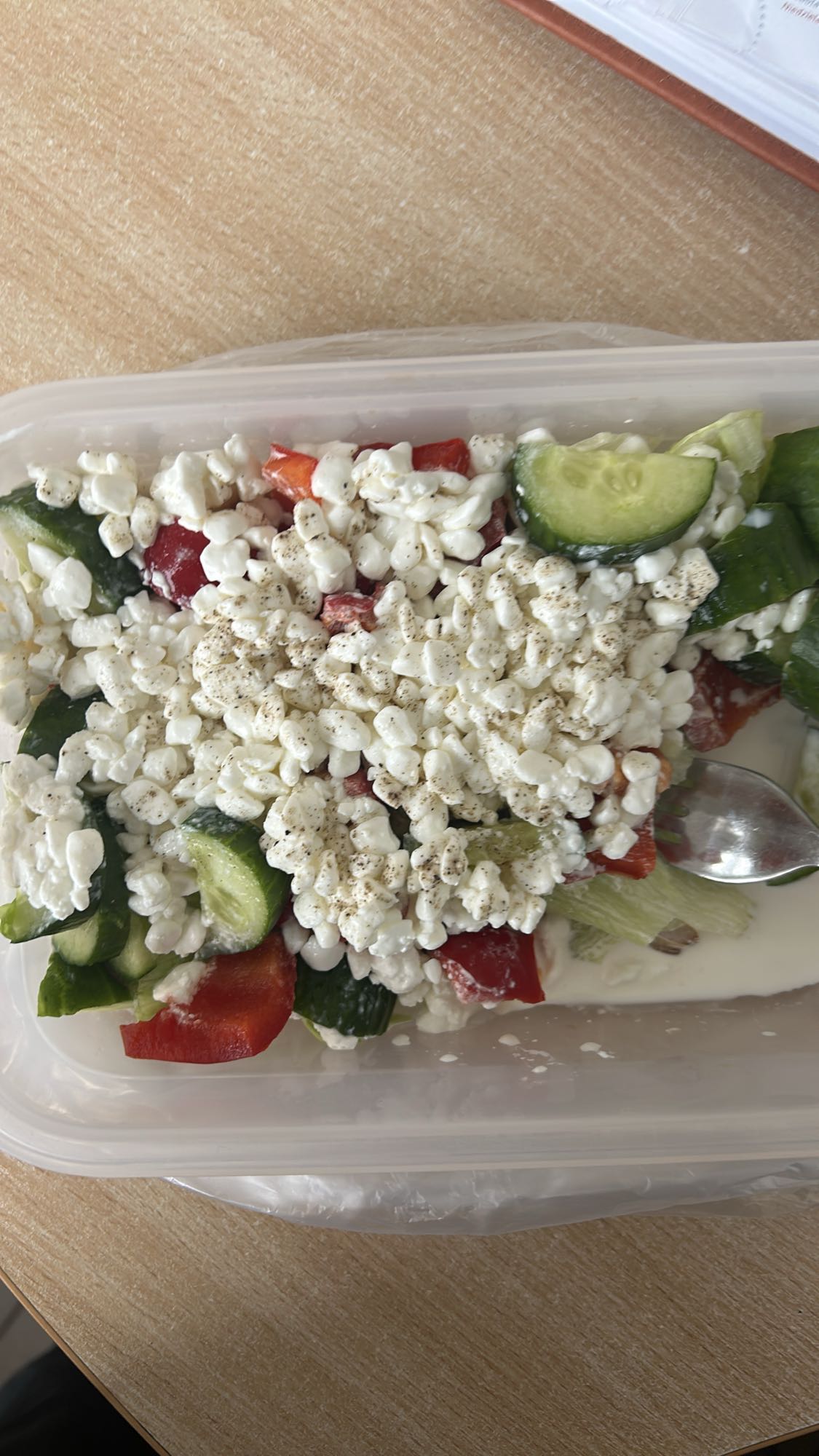 Sałatka z twarogiem