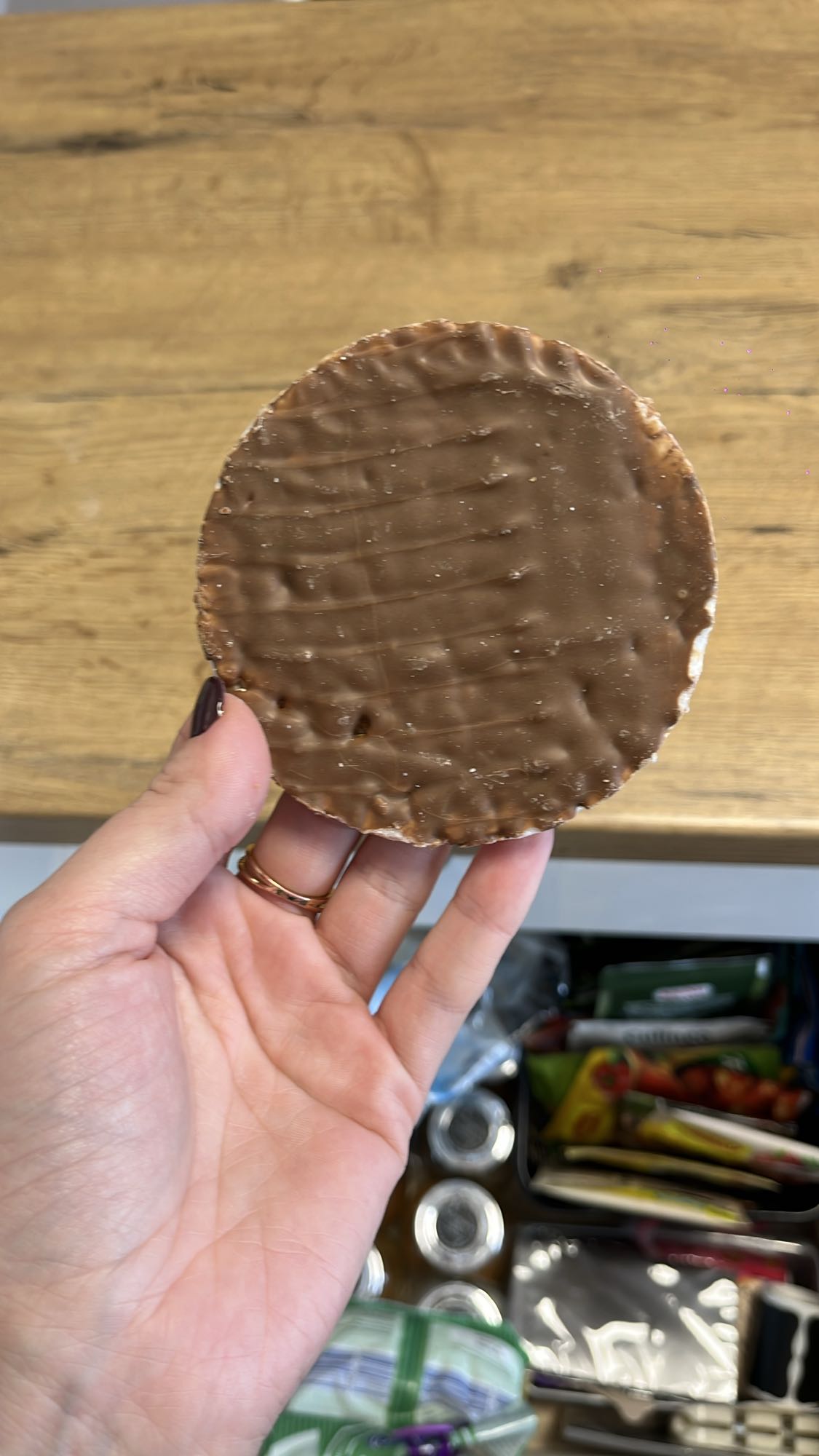 wafelek ryżowy z czekoladą