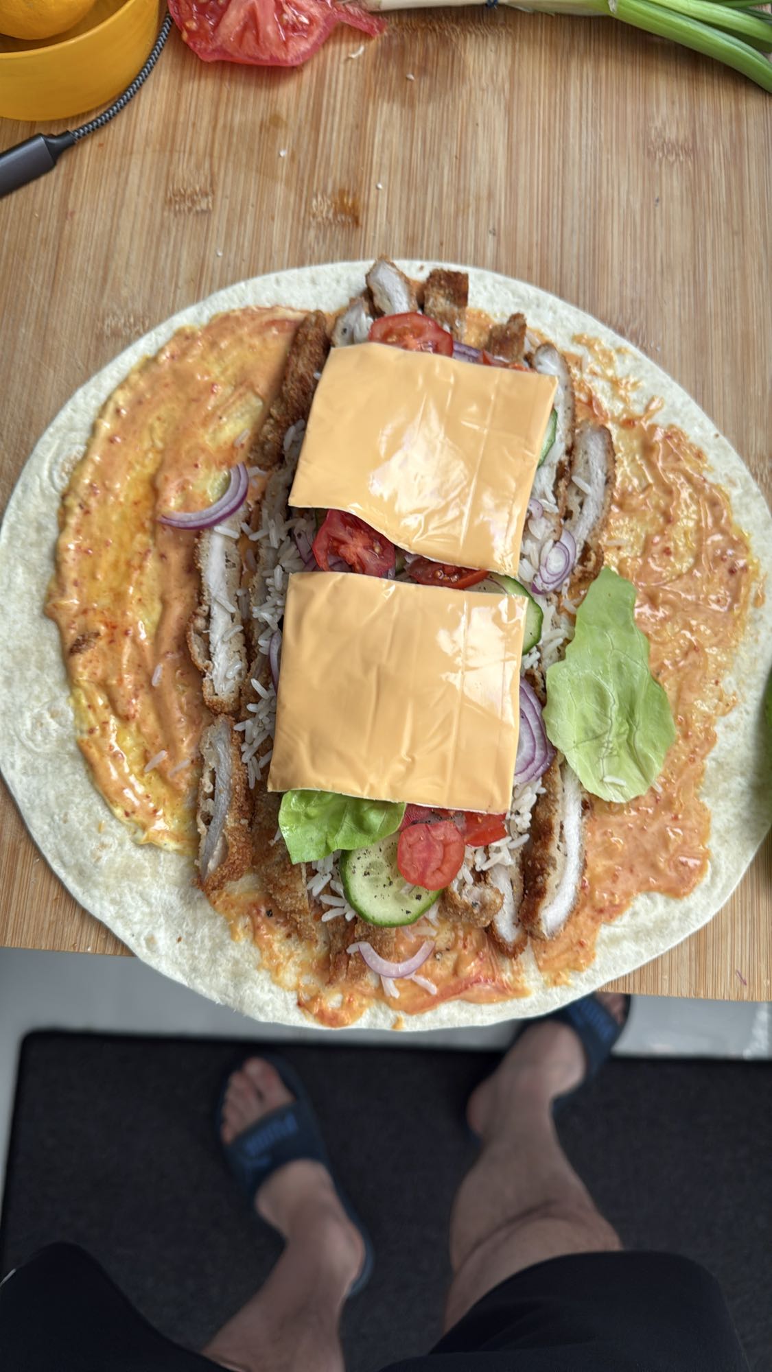 wrap z kurczakiem i serem