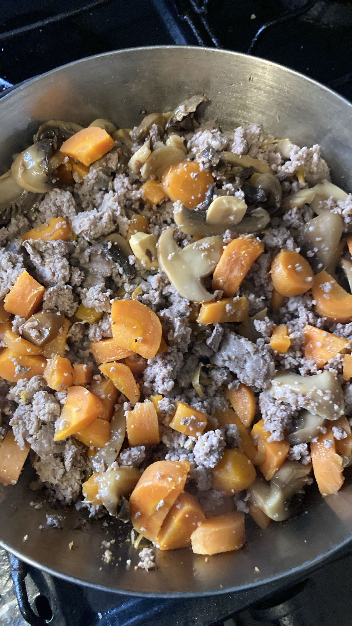 Carne con zanahorias