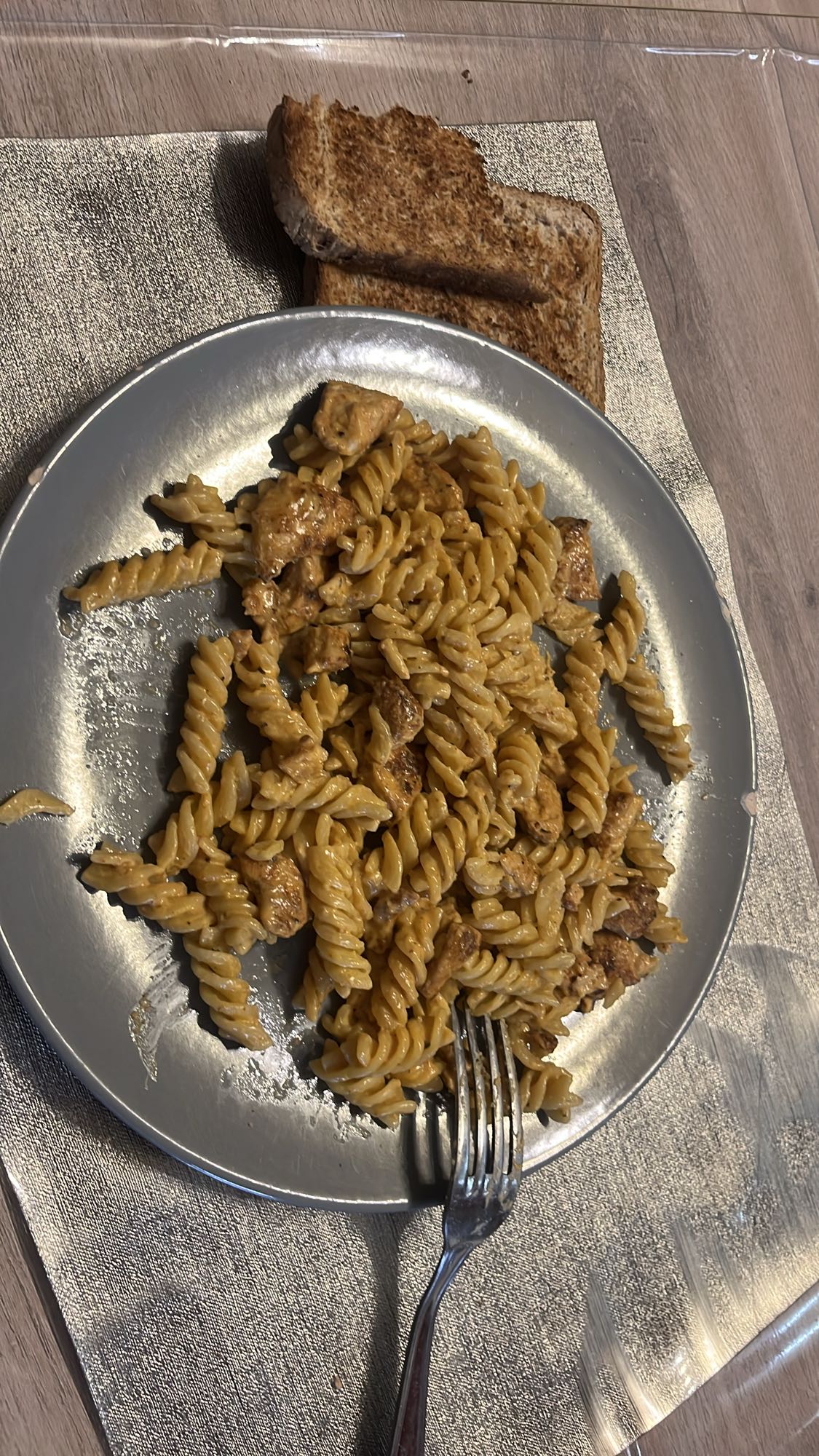 Pâtes au poulet crémeuses