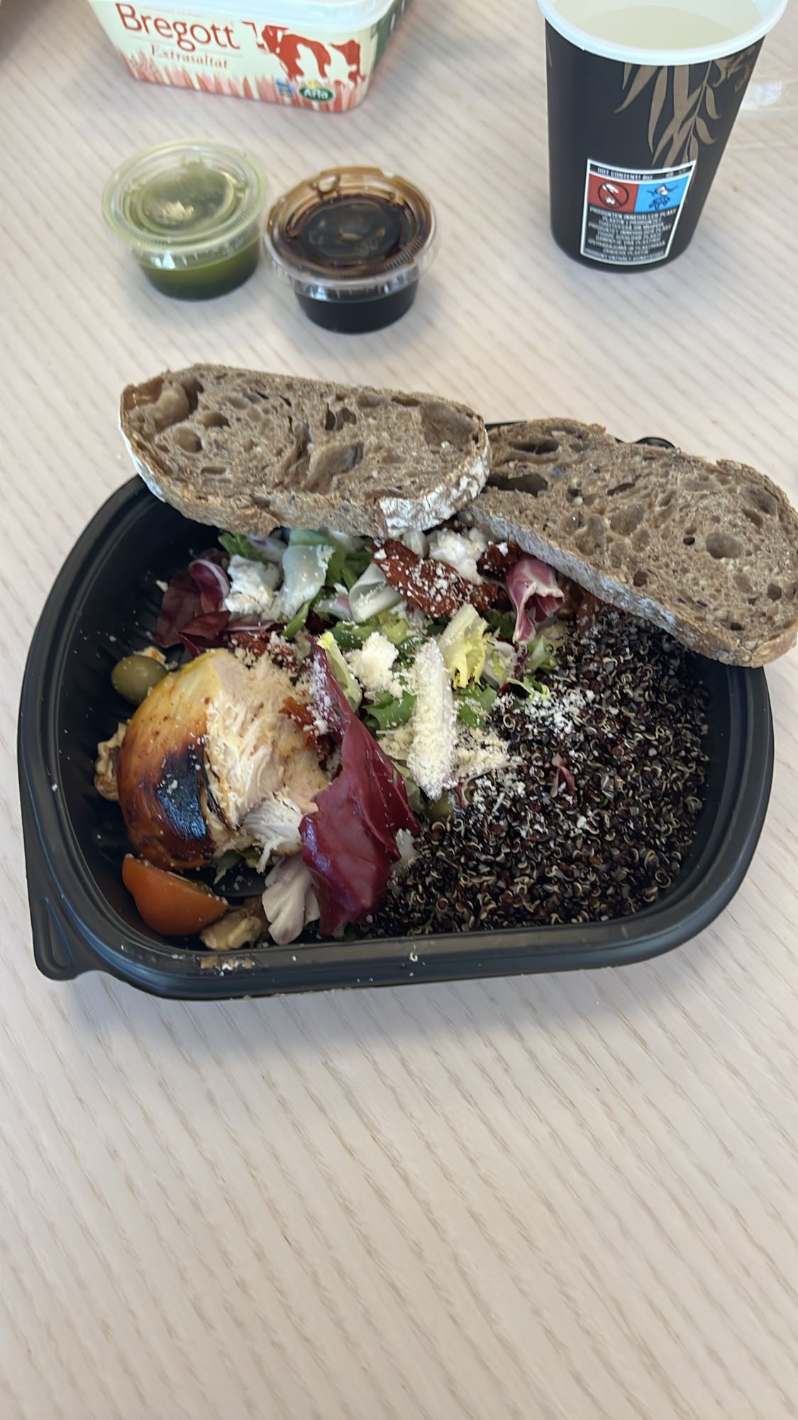 Kycklingsallad med quinoa