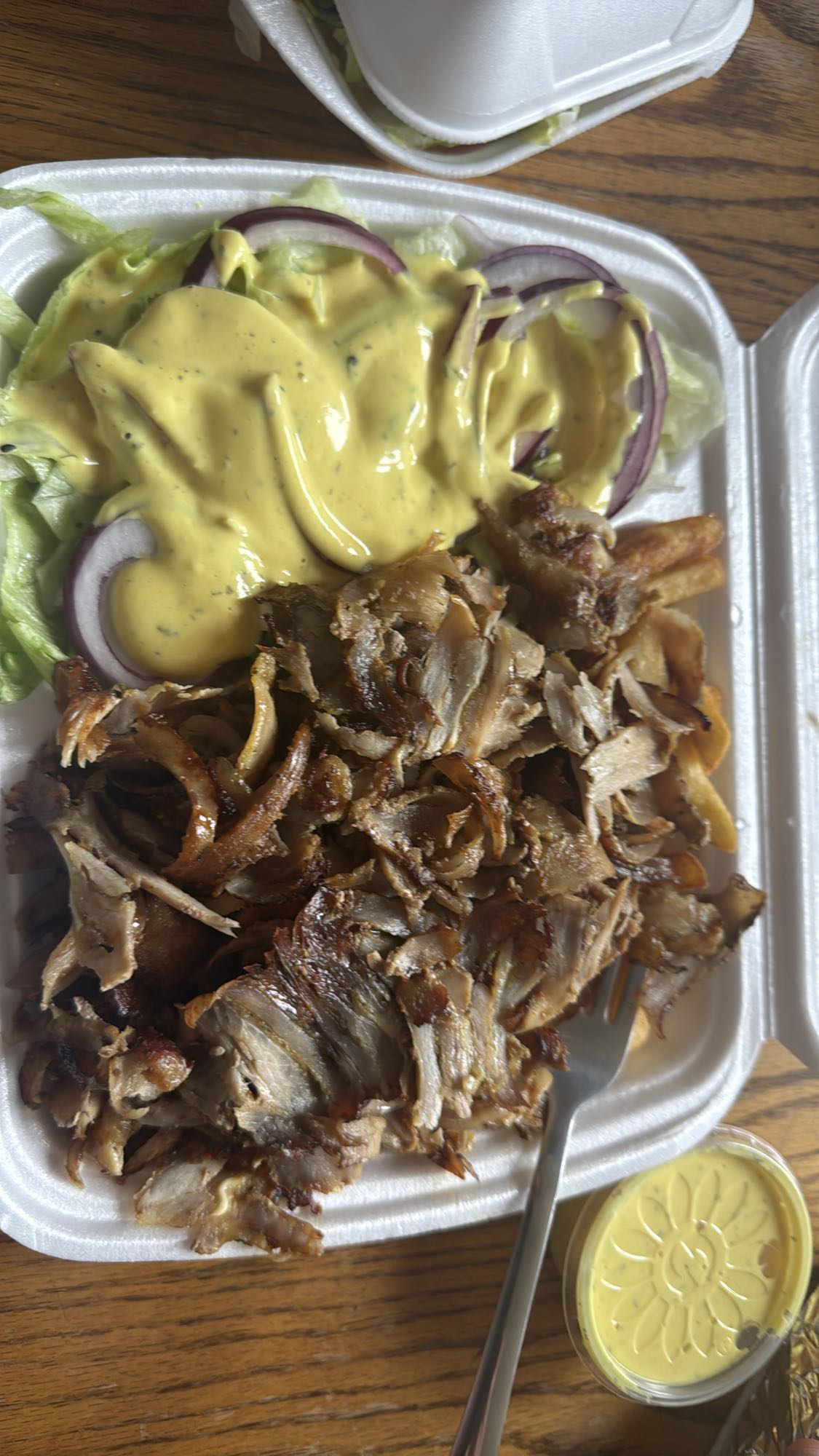 Döner Teller mit Soße