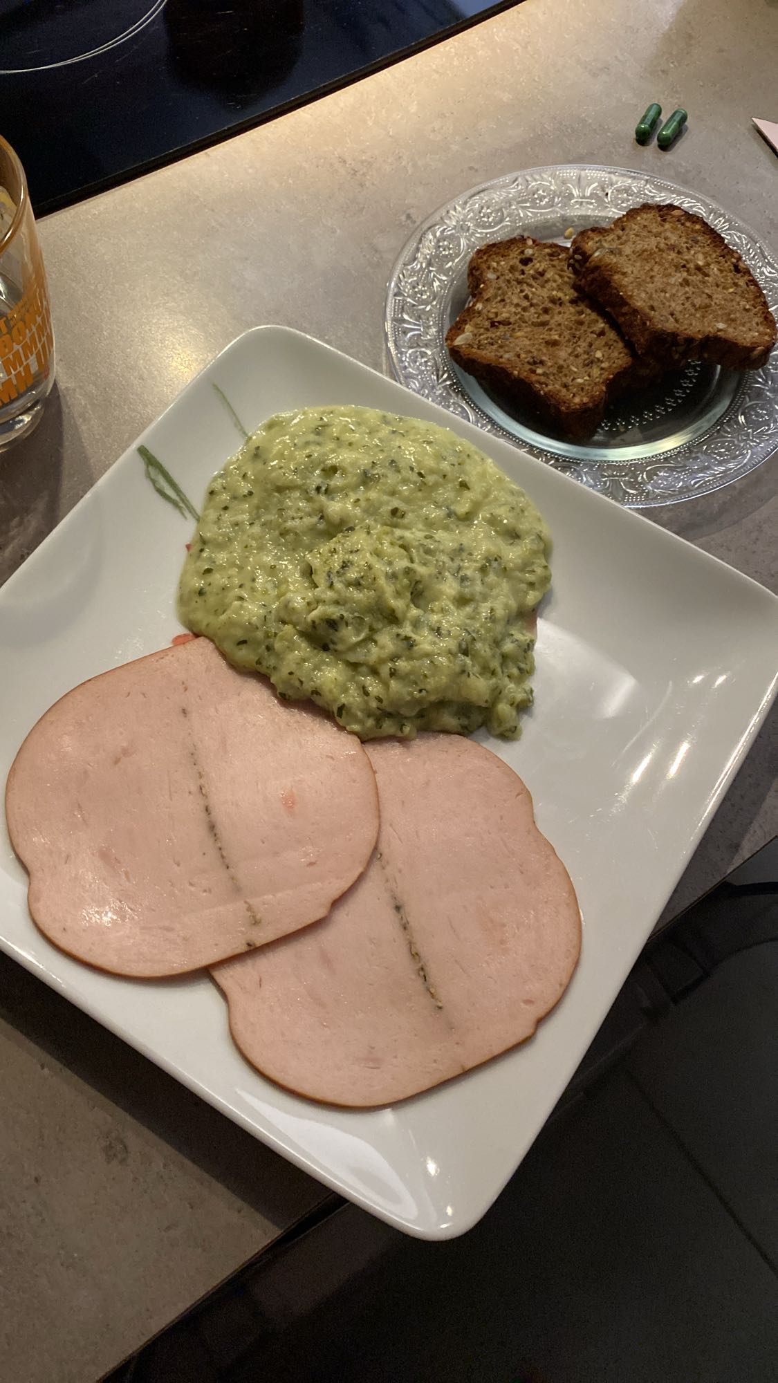 Dinde et purée verte