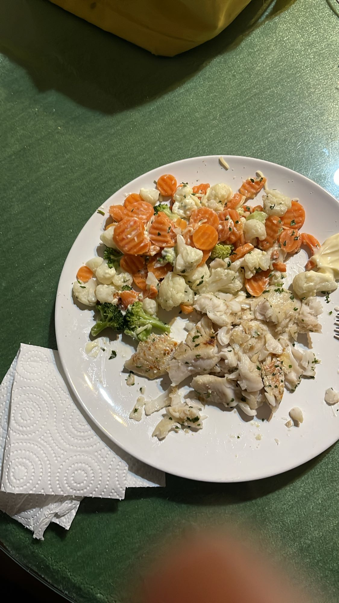 Pescado con vegetales