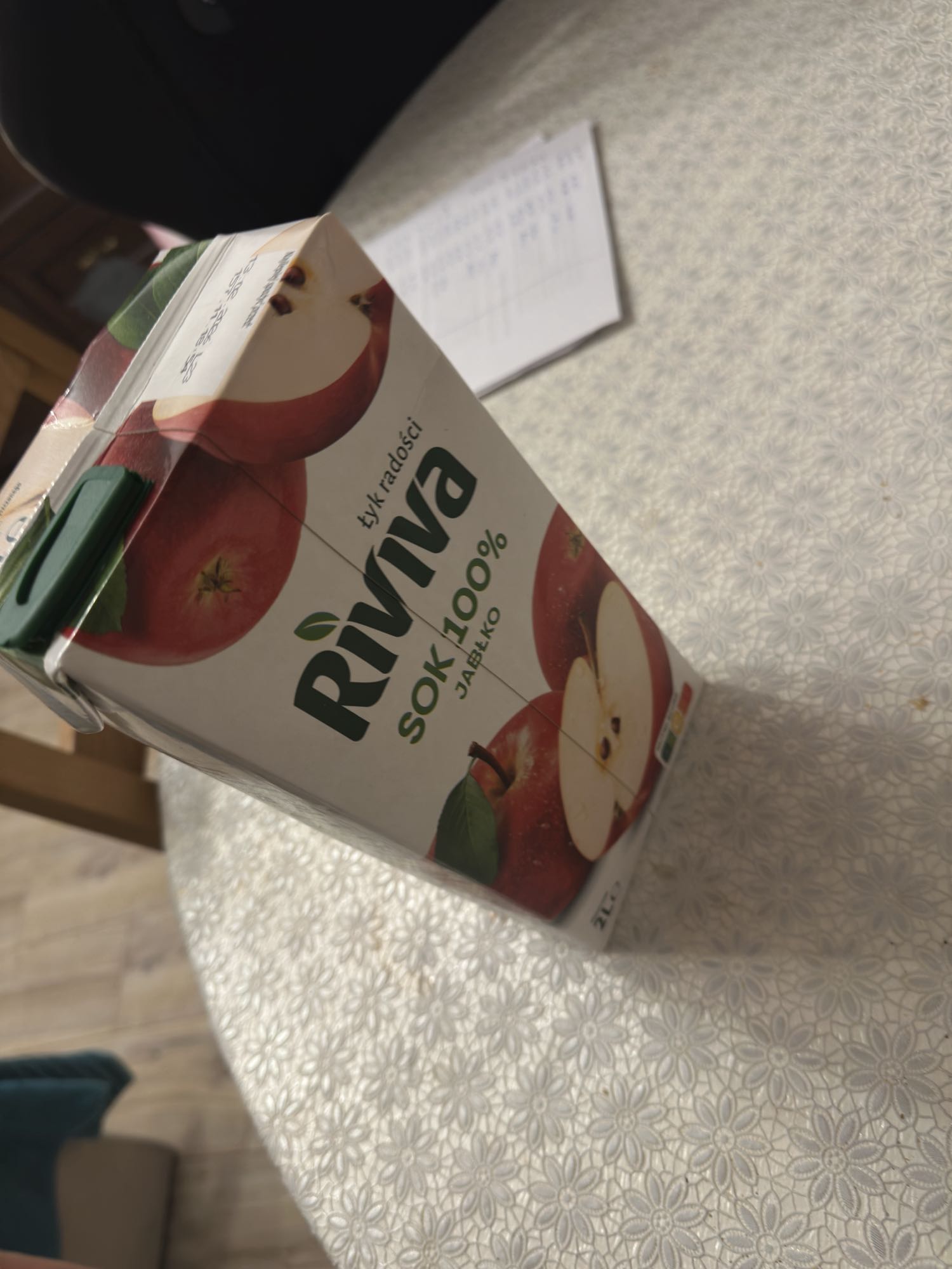 Яблочный сок Riviva