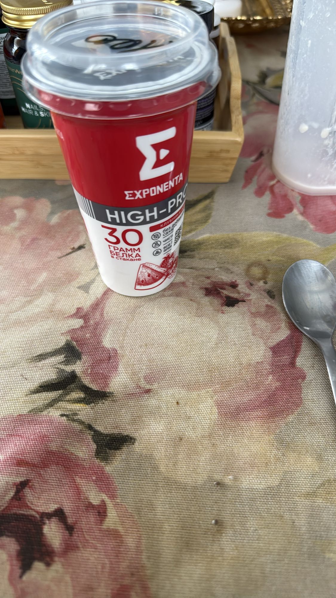 Клубничный протеиновый напиток