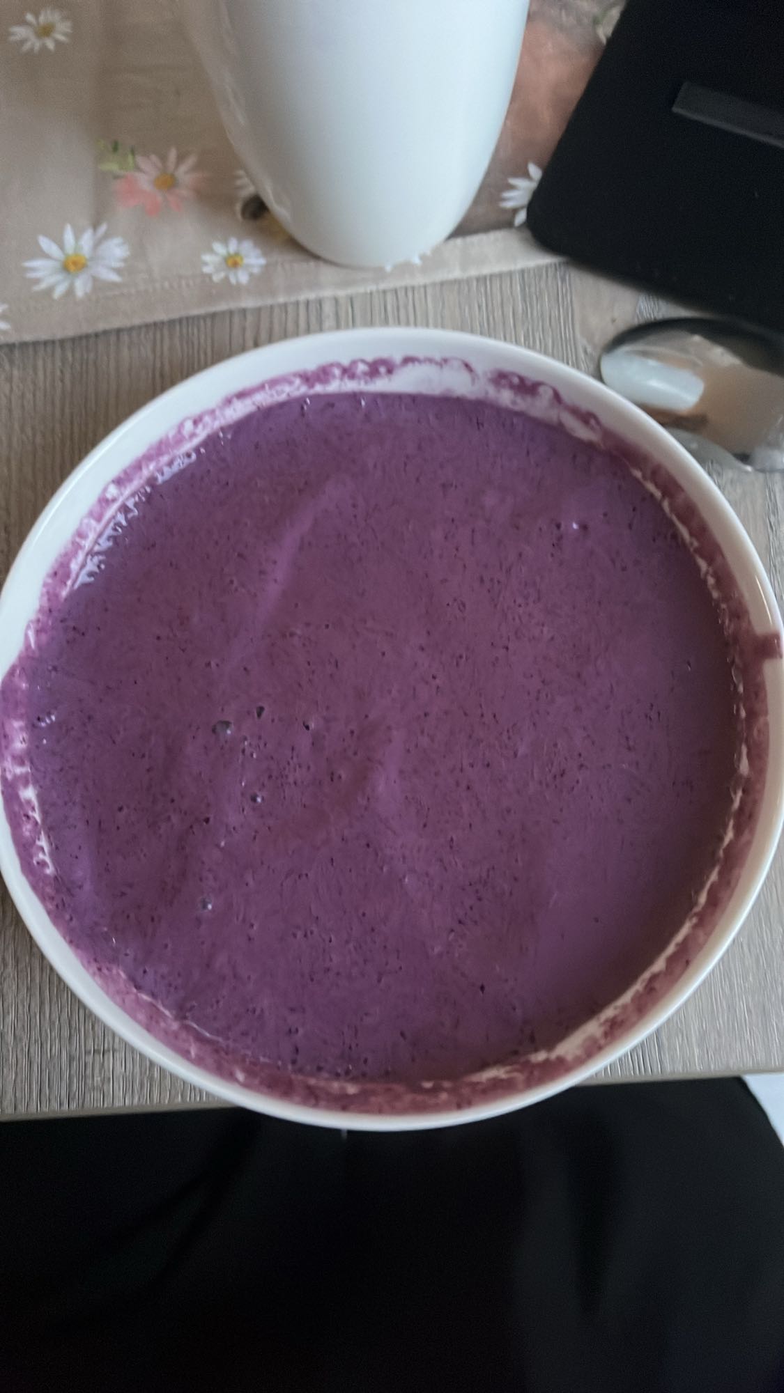 Heidelbeer-Smoothie-Bowl