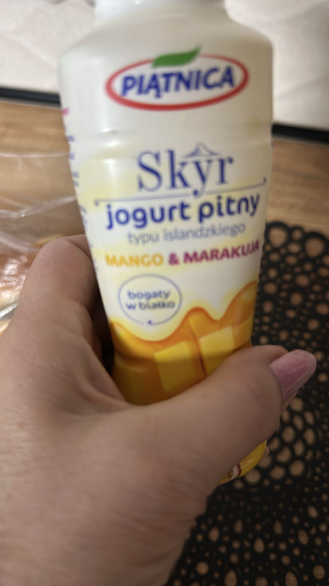 Skyr jogurt pitny mango