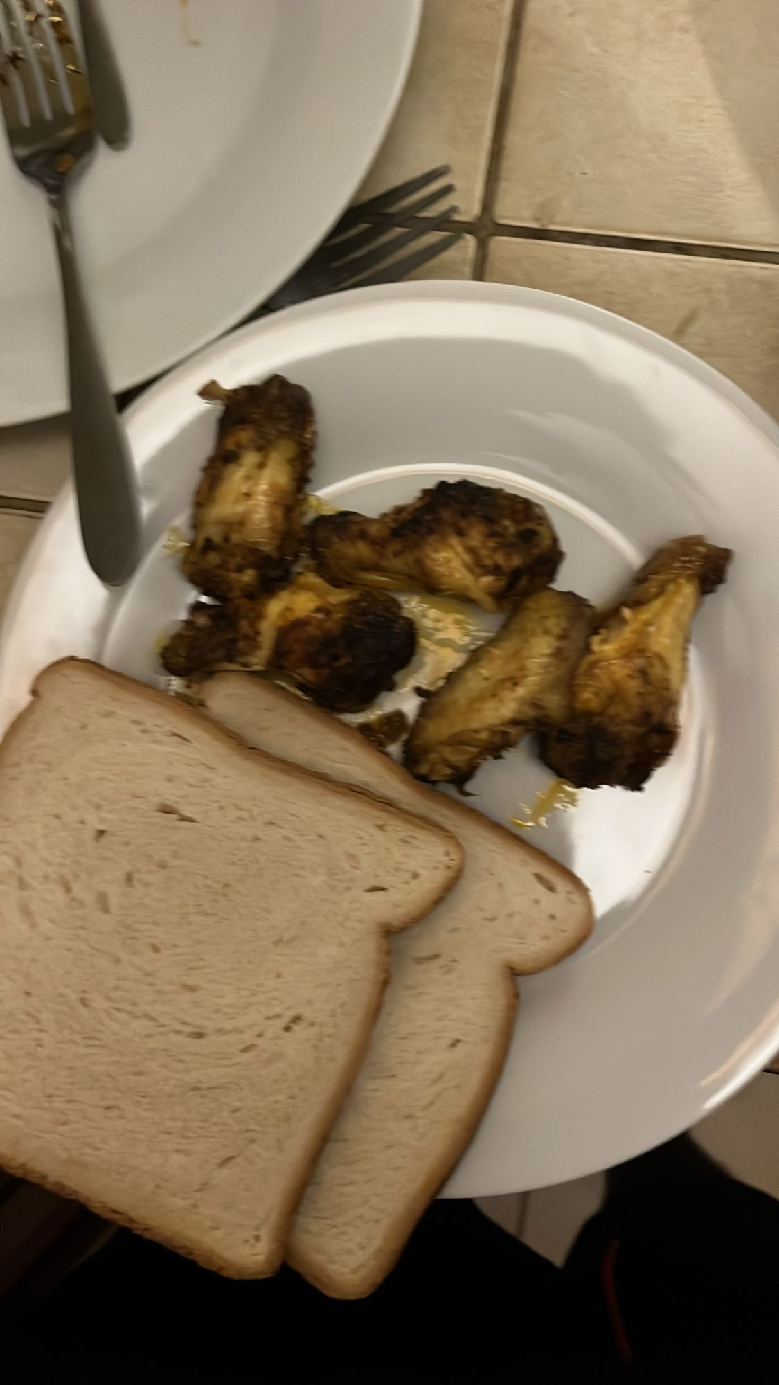 Poulet et pain blanc