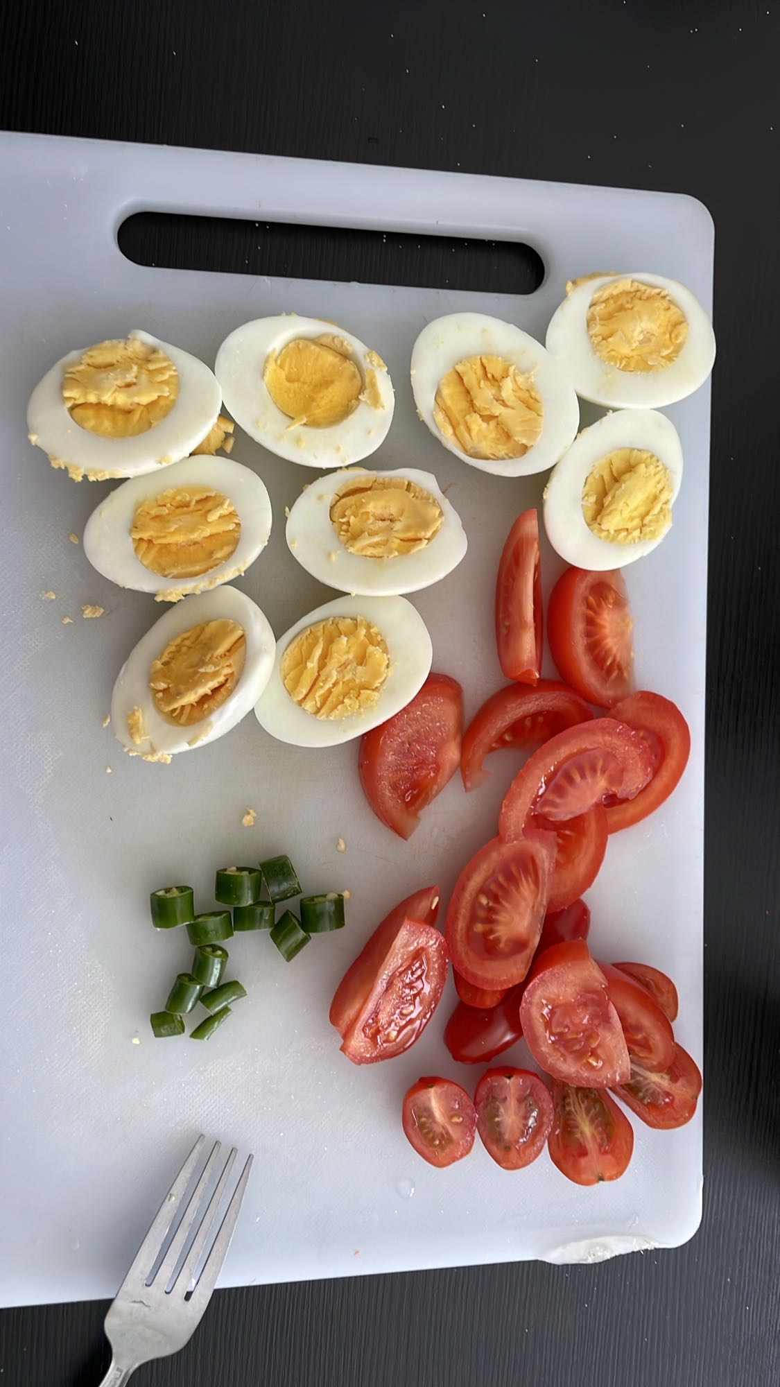 Kokta ägg med grönsaker