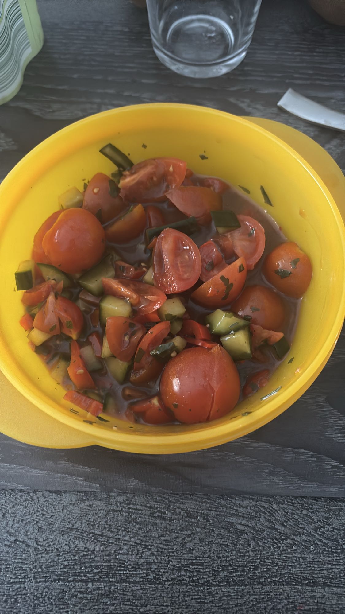 Tomaten-Gurkensalat