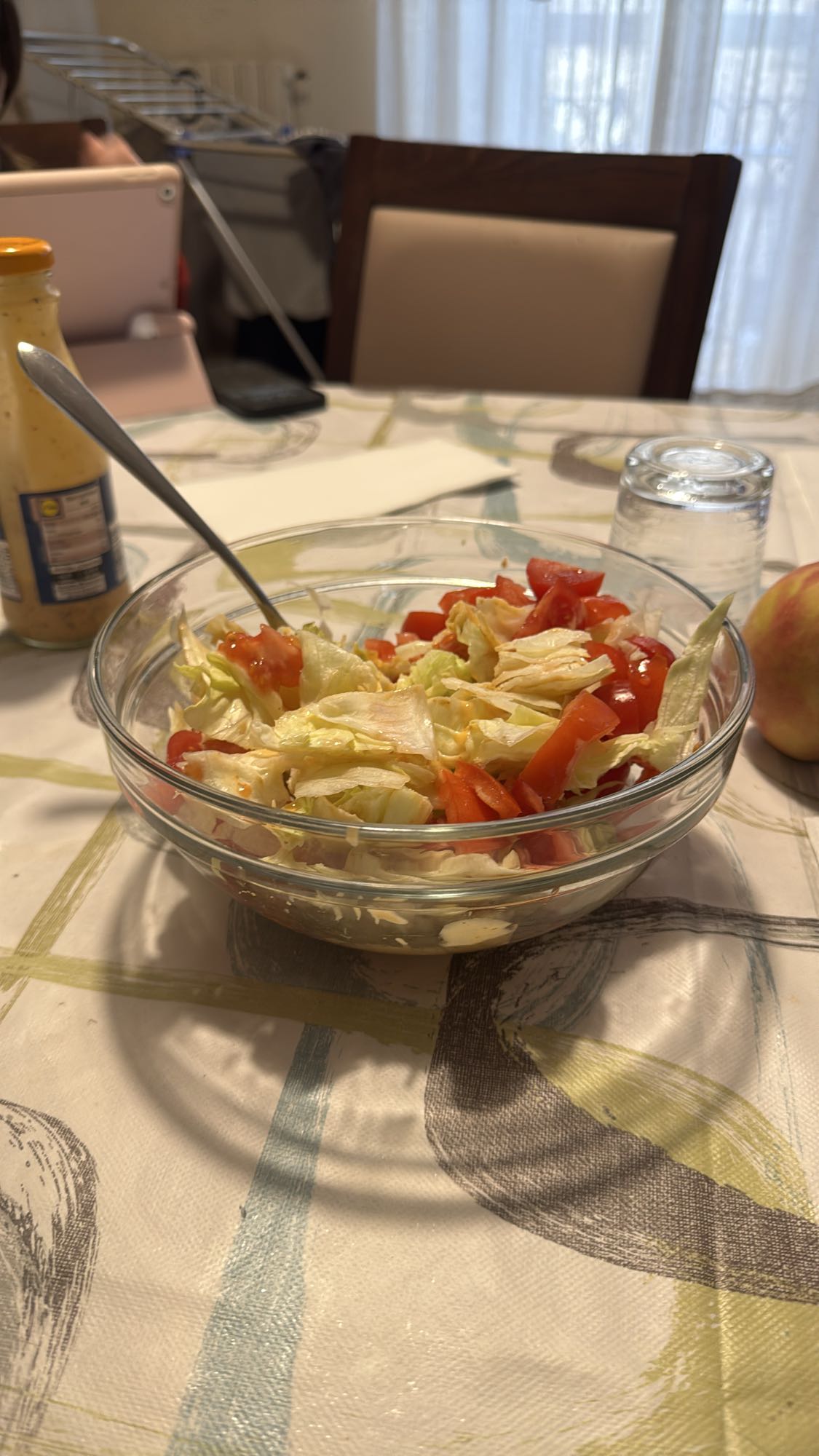 Tomato Lettuce Salad