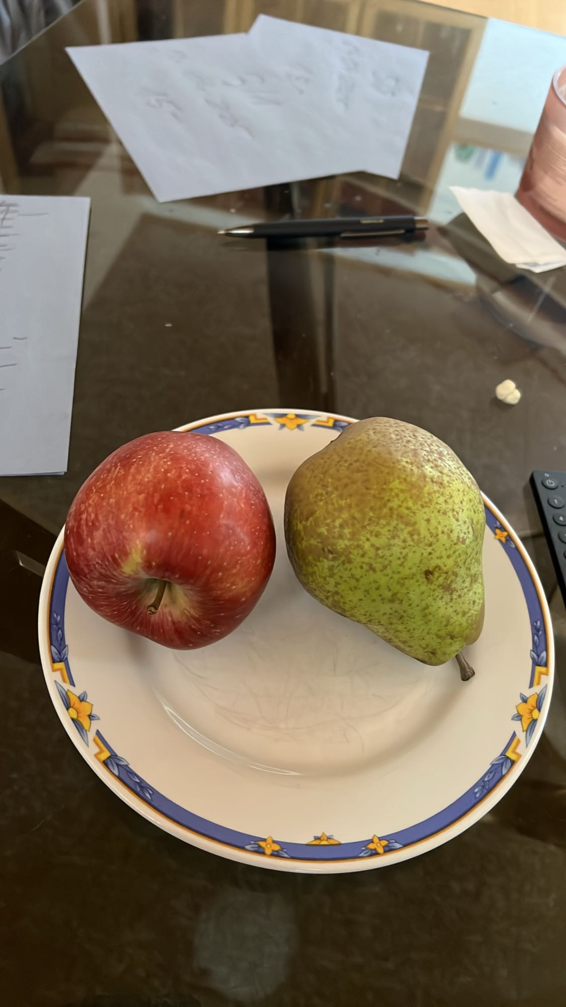 Apfel und Birne Teller