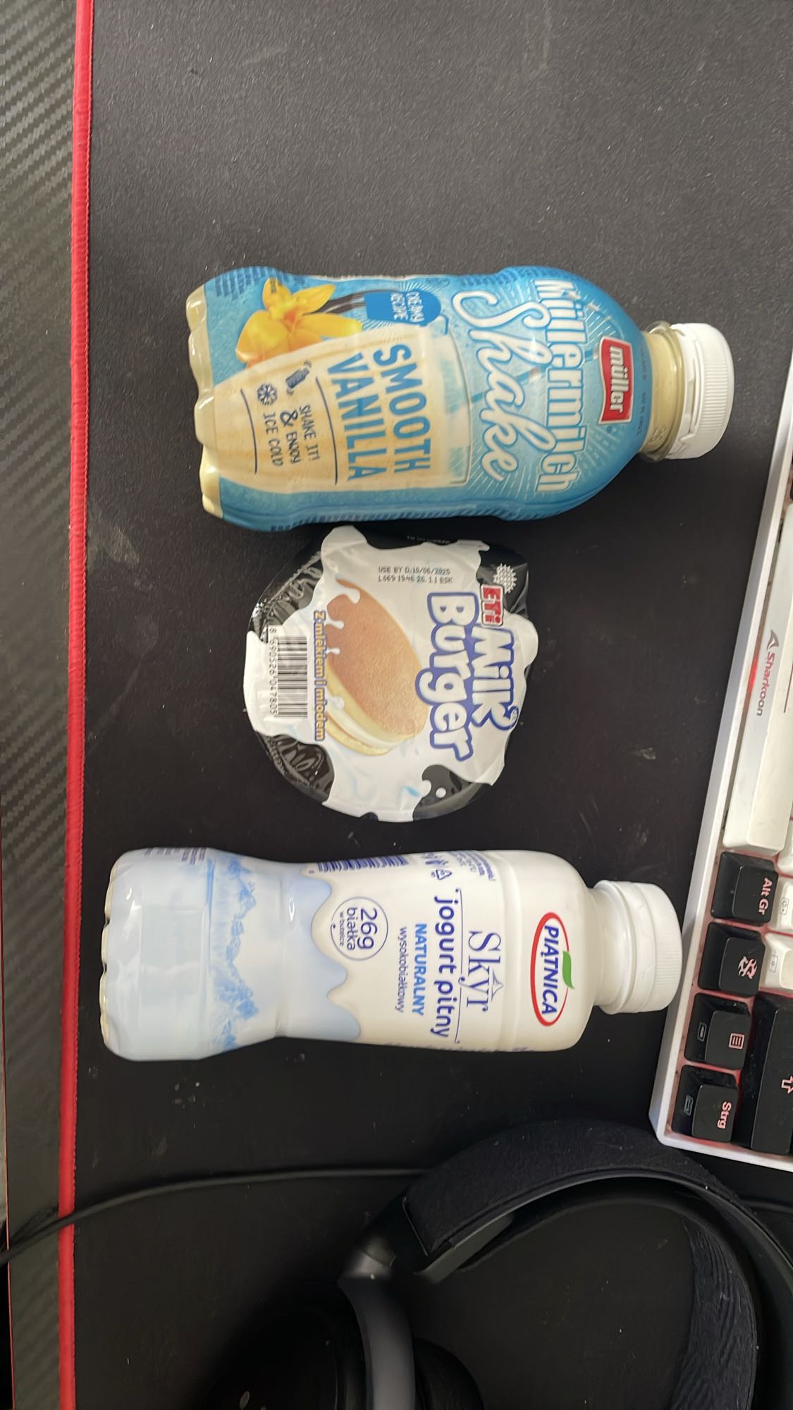 Zestaw mleczny z jogurtem