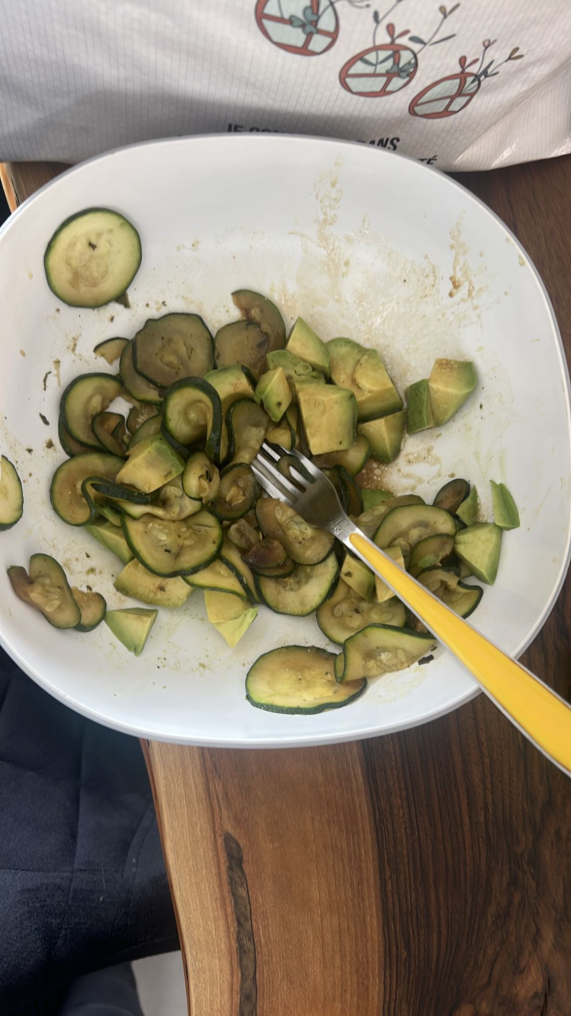 Salade courgette avocat