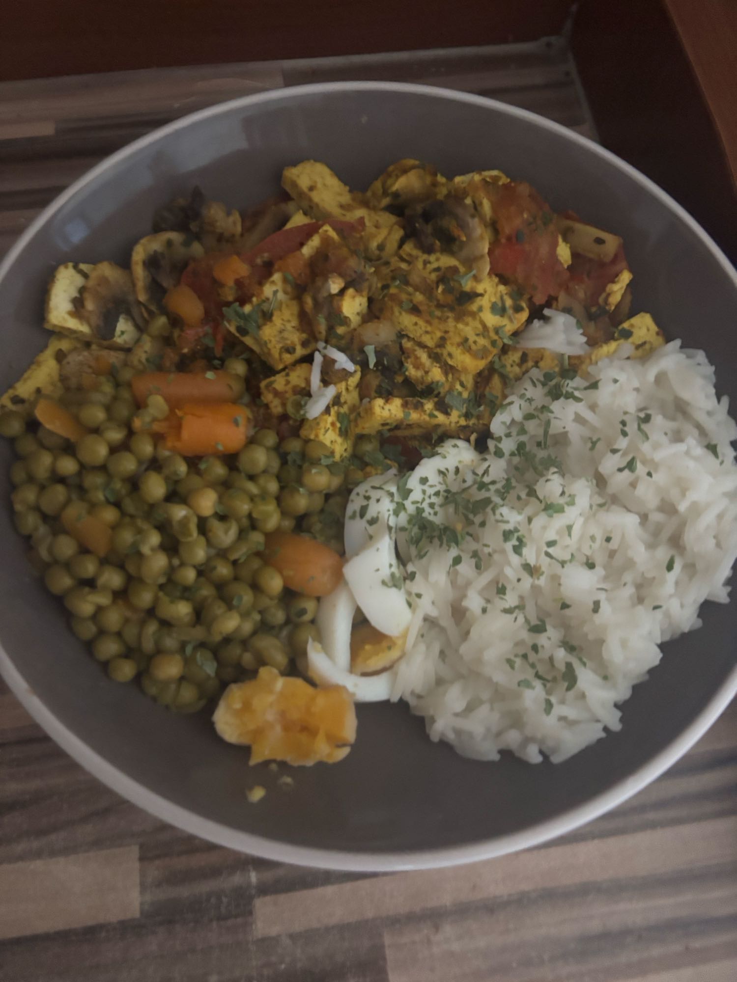 Bol de riz et légumes