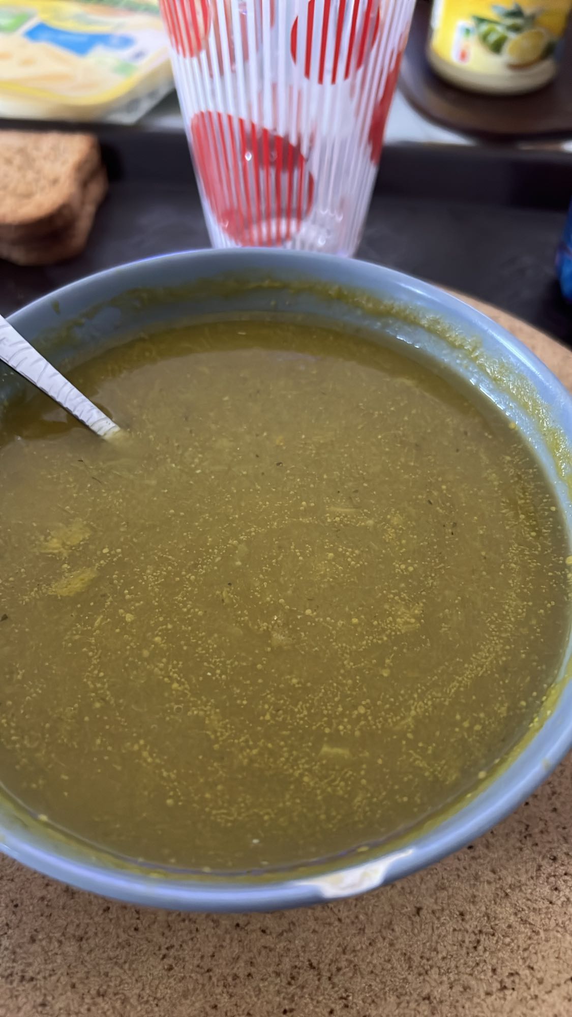 Soupe de légumes verts