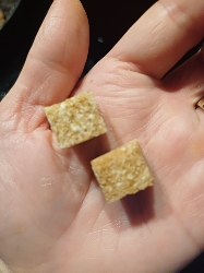 Morceaux de sucre brun