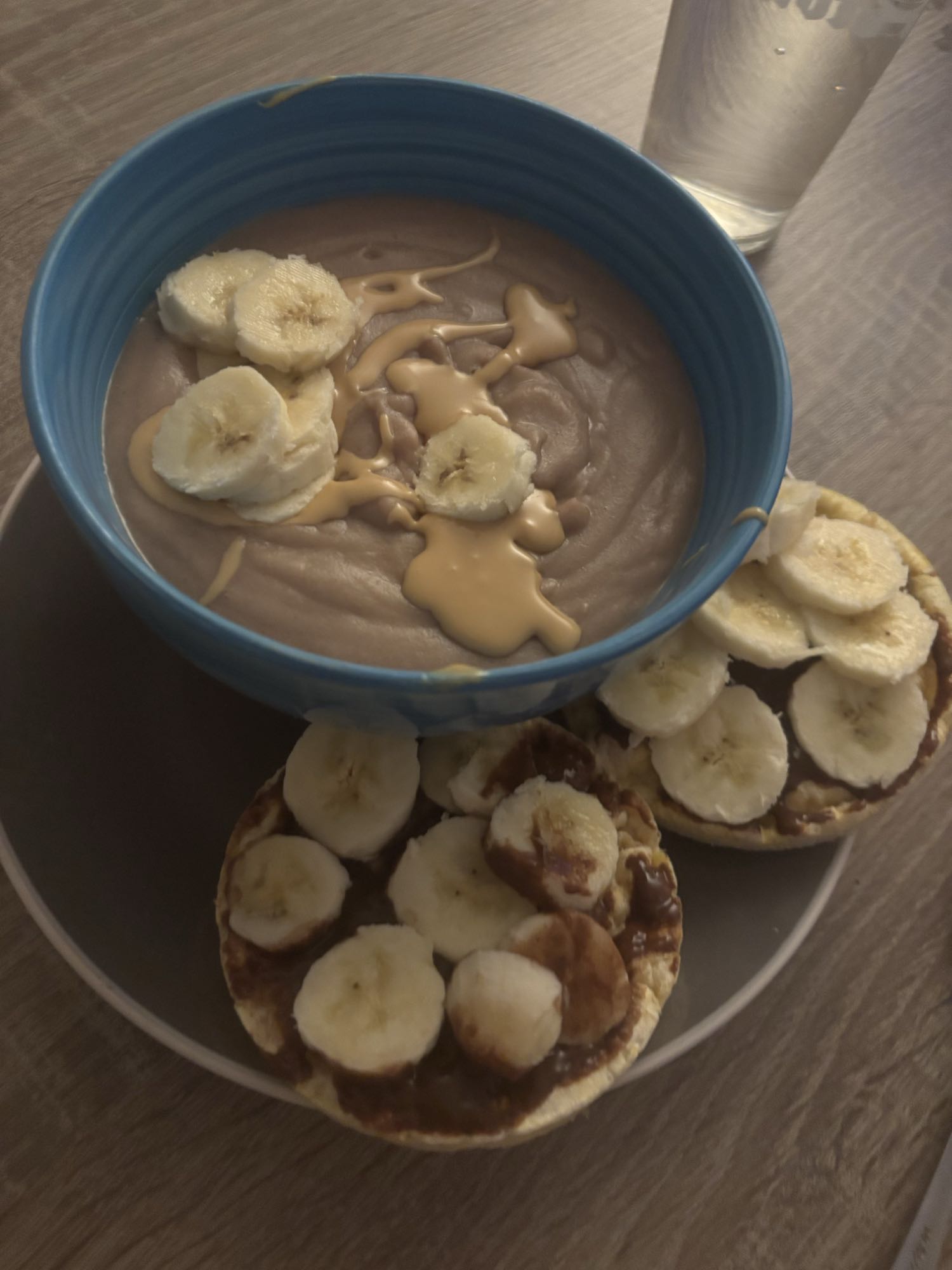 Bol de banane et galettes