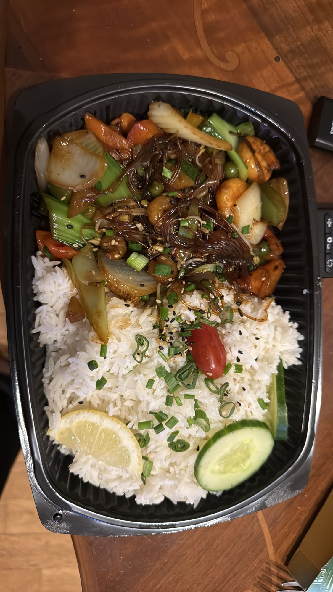 Gebratenes Gemüse mit Reis