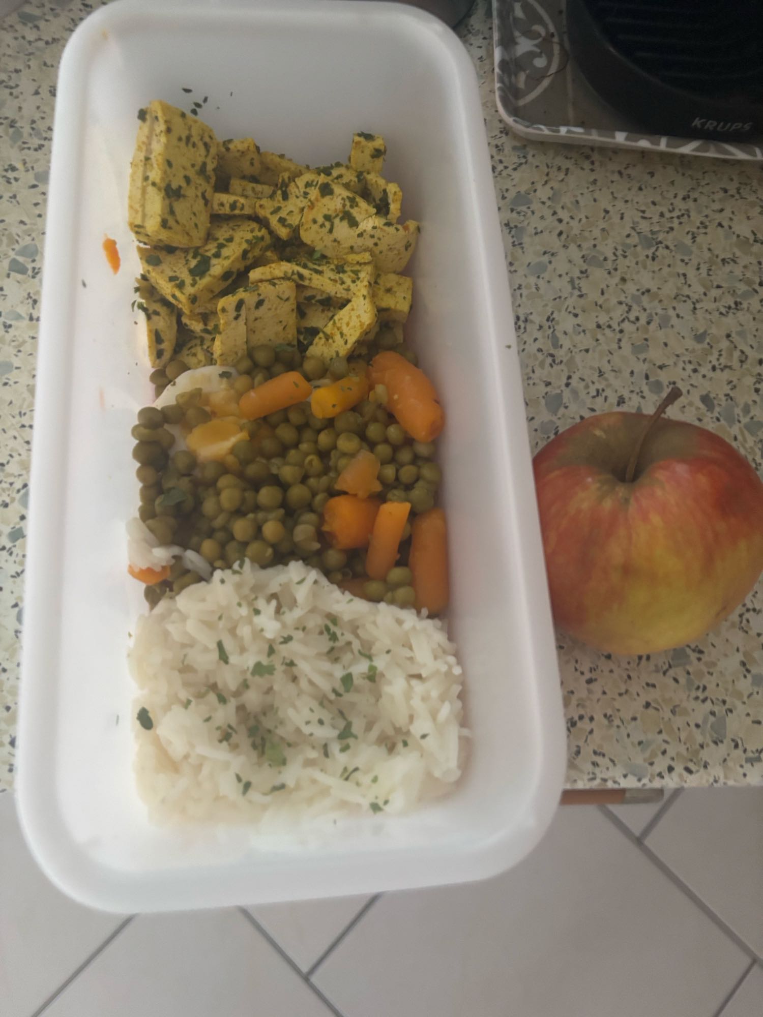 Tofu avec riz et légumes