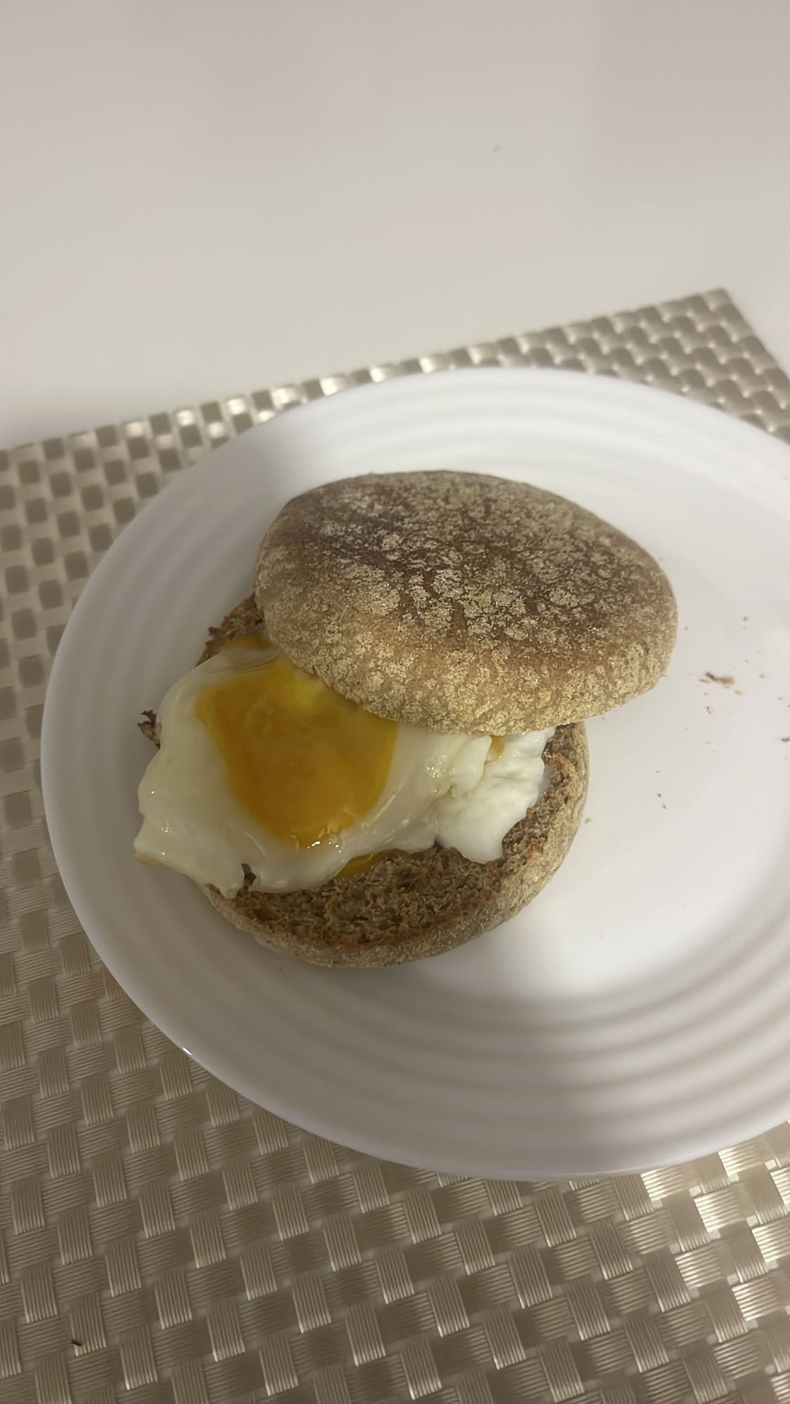 Sandwich œuf complet