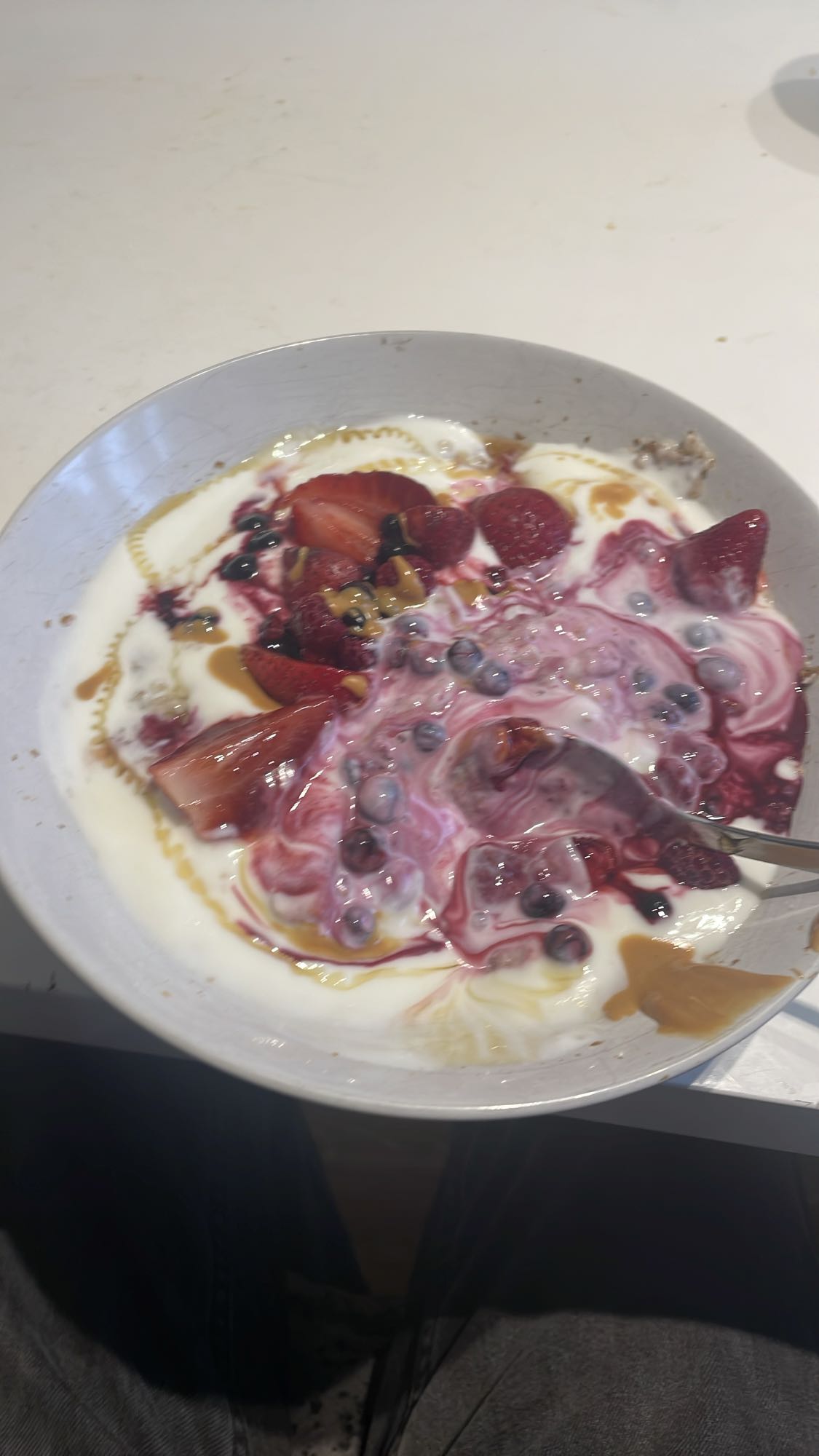 Yoghurt med bär
