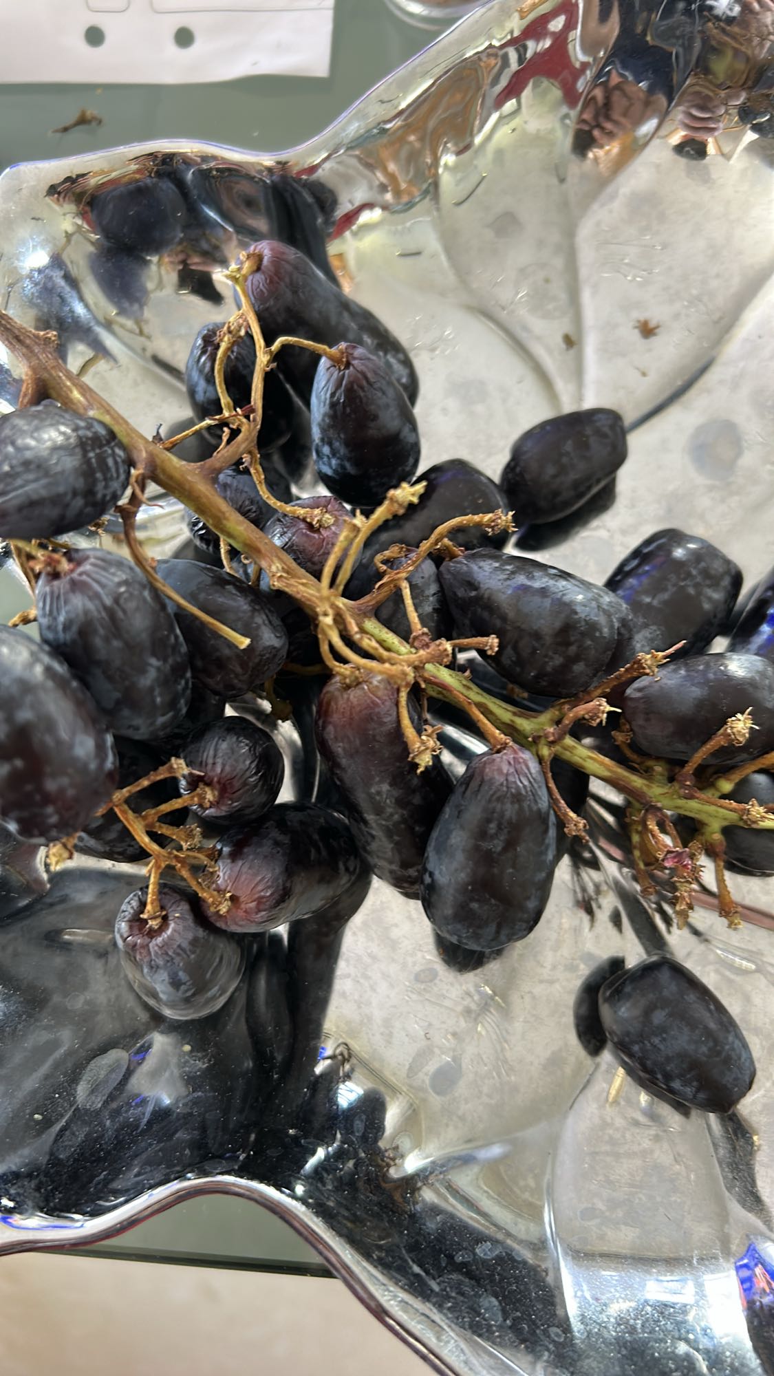 Black Grapes