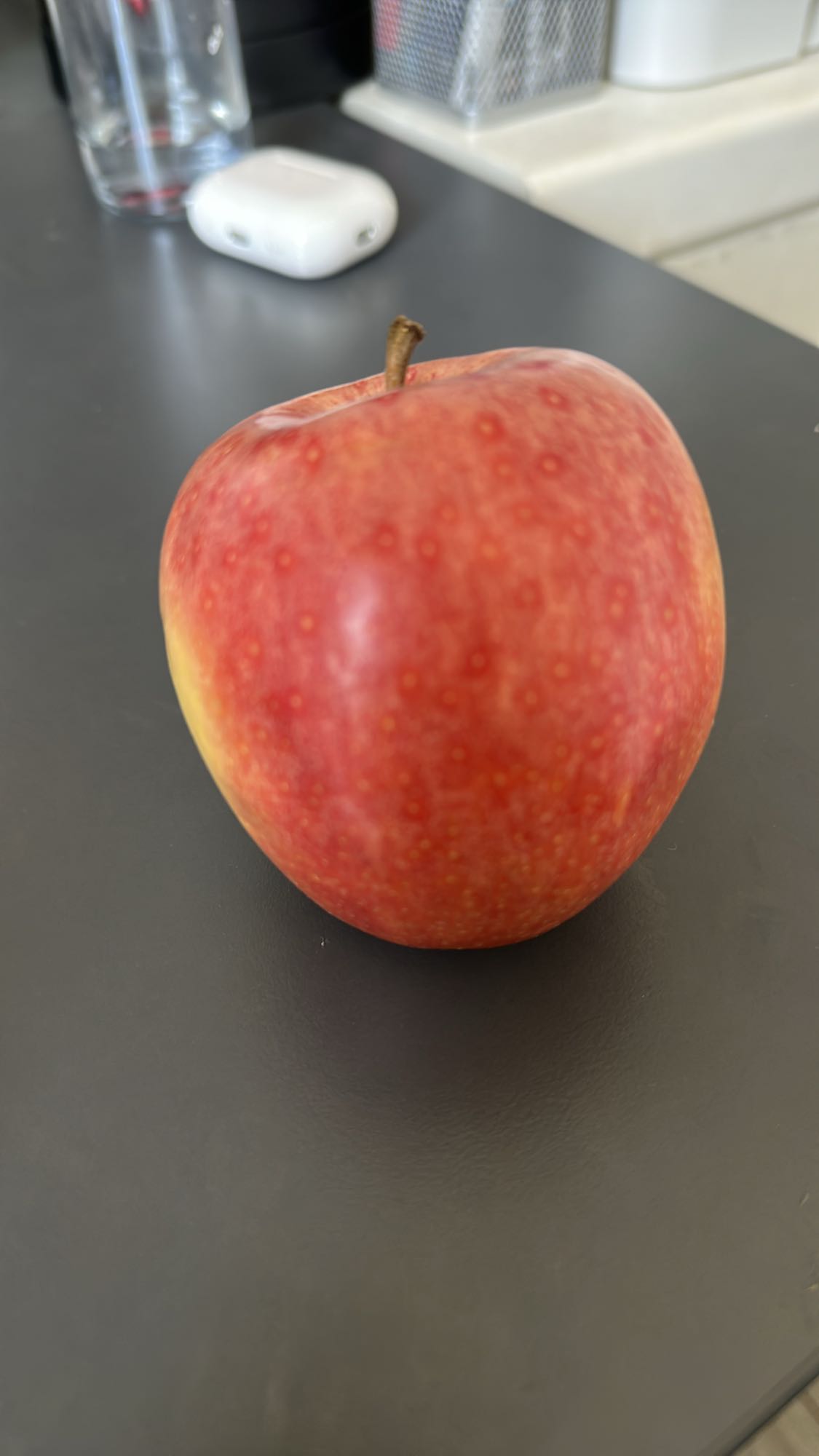 Röd äpple