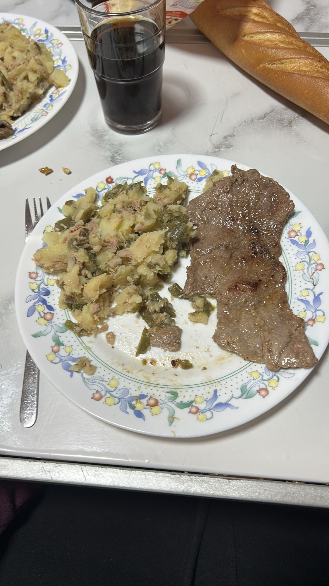 Carne con papas y atún