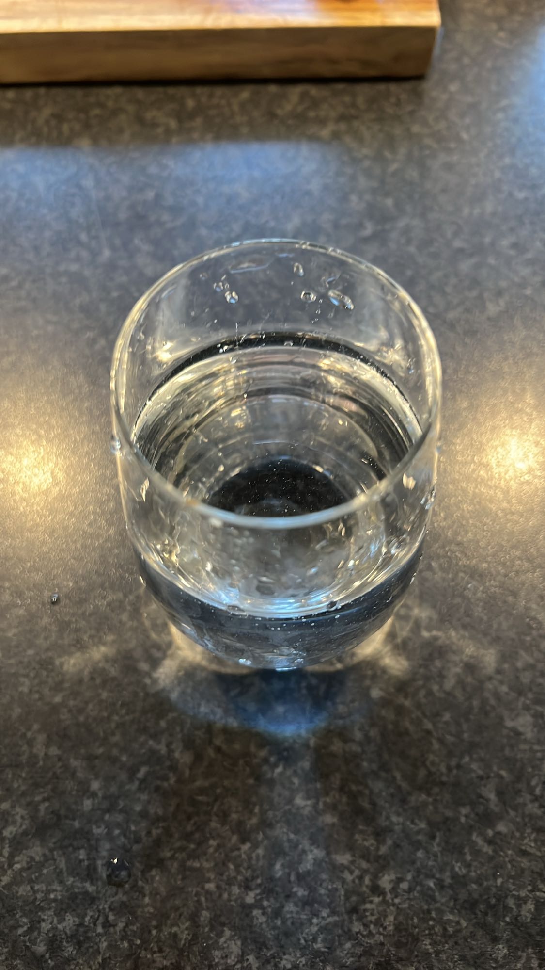 Glas med vatten
