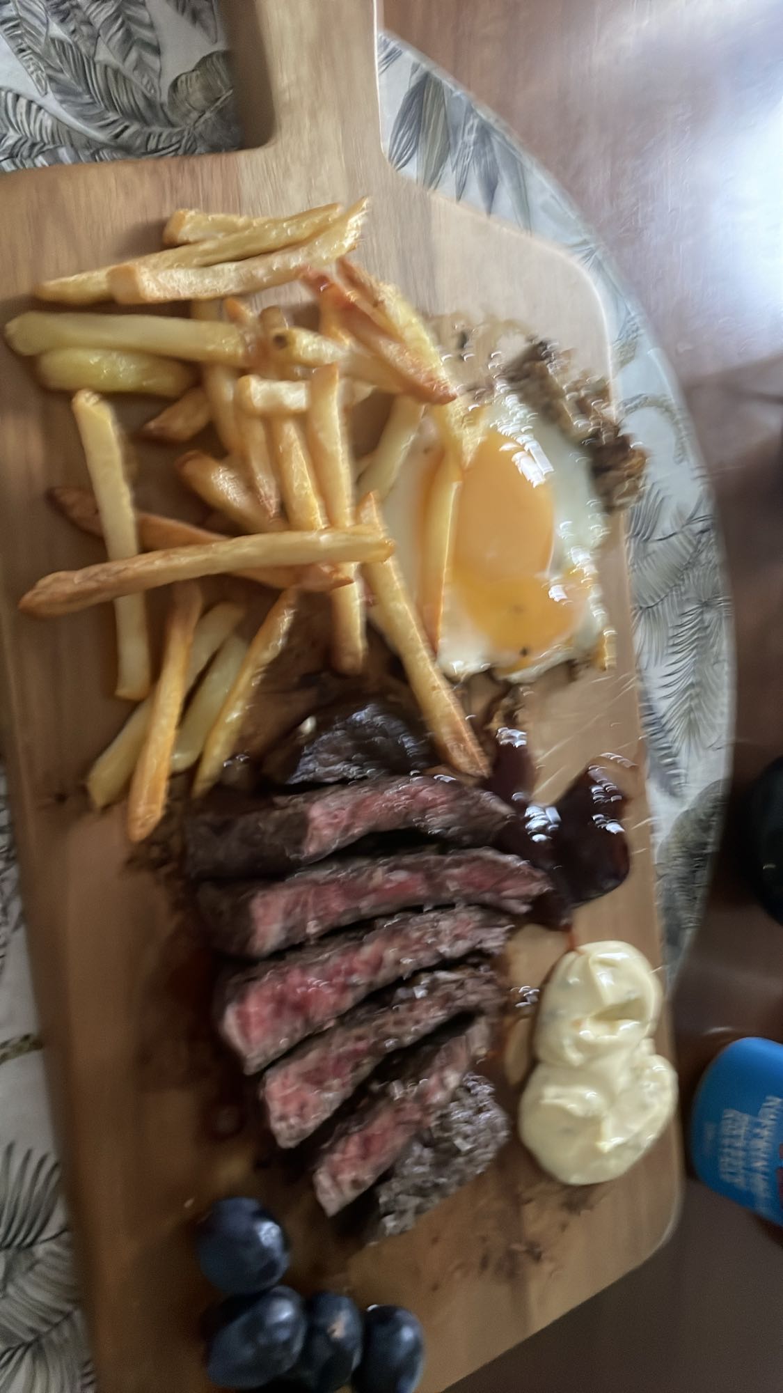 Biff med pommes och ägg