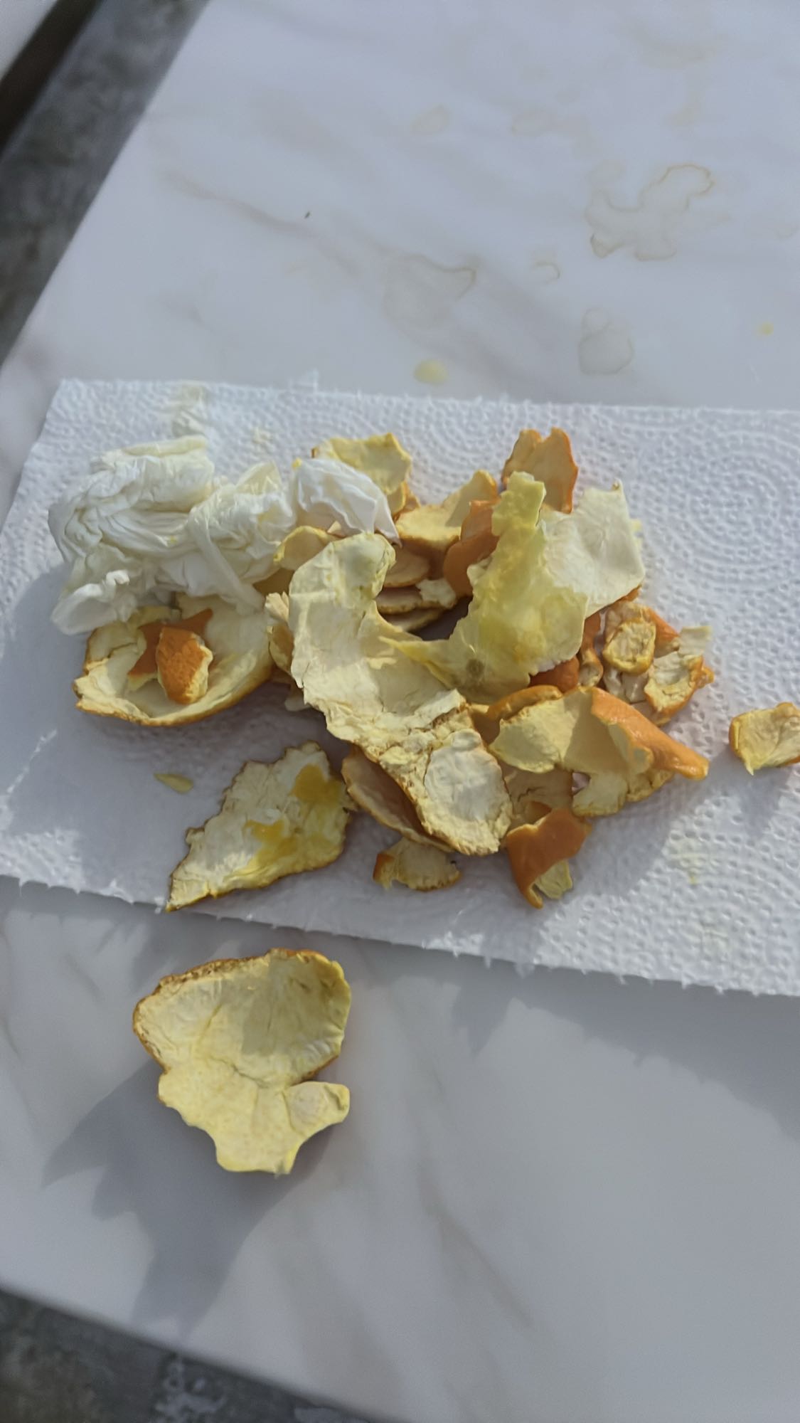 Dried citrus peels