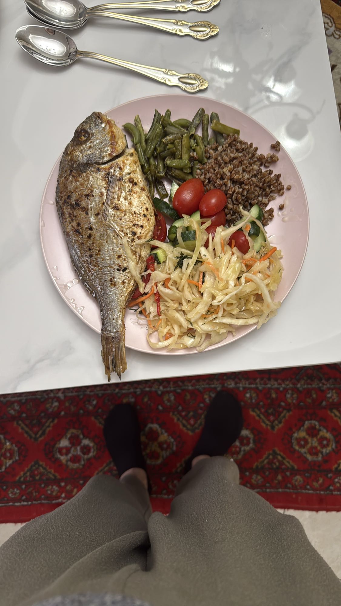 Жареная рыба с гарниром