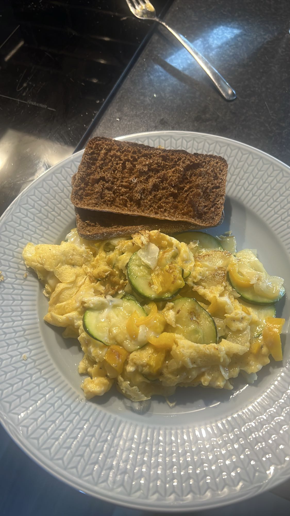 Äggröra med grönsaker