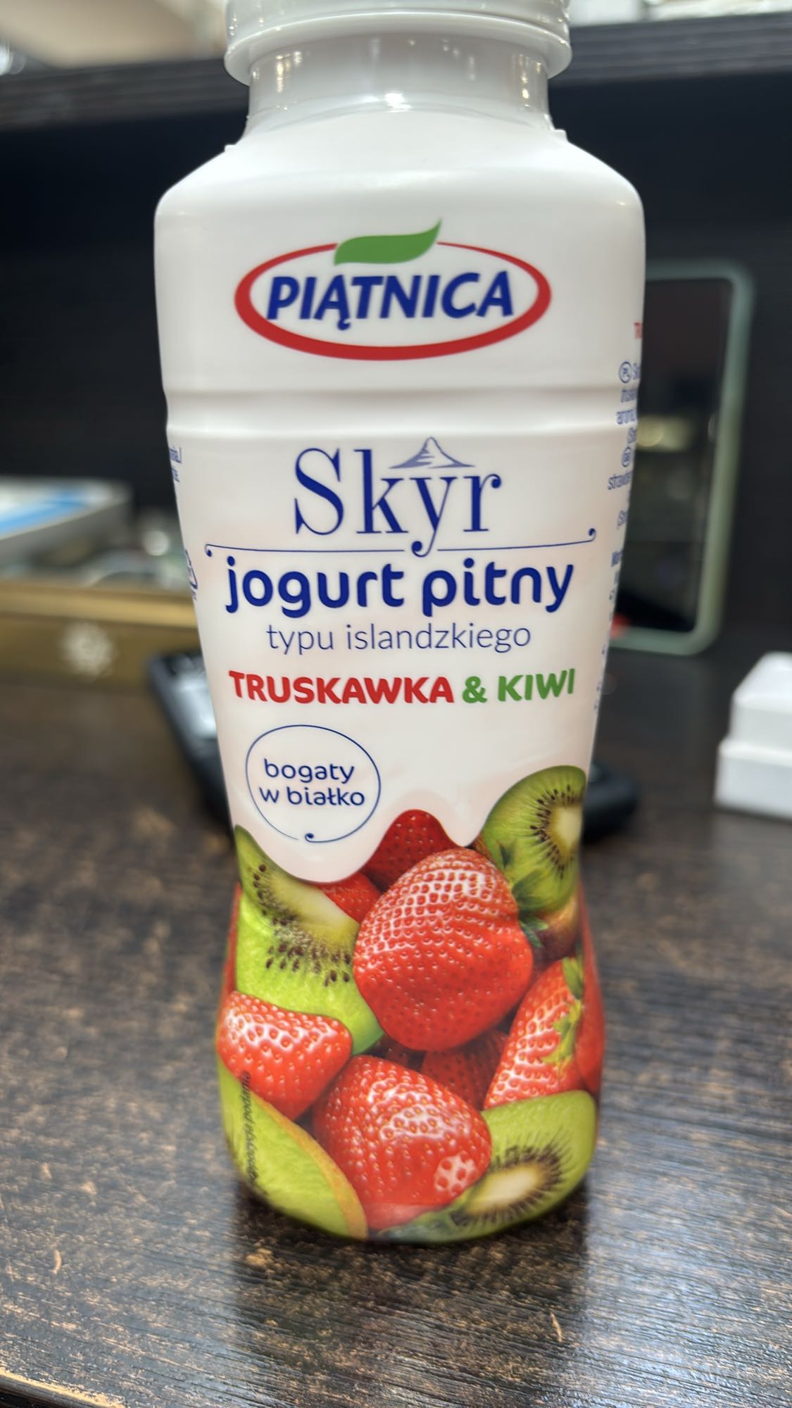 Skyr truskawka kiwi