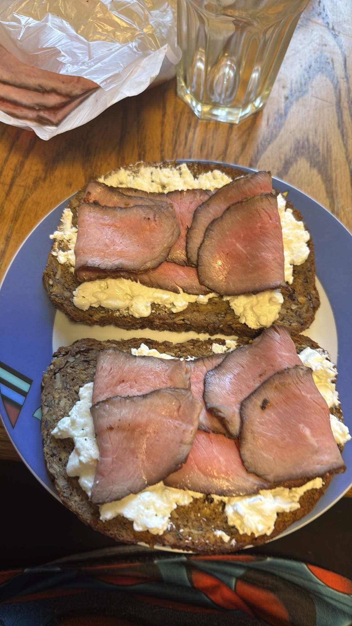 Rindfleischbrot mit Quark
