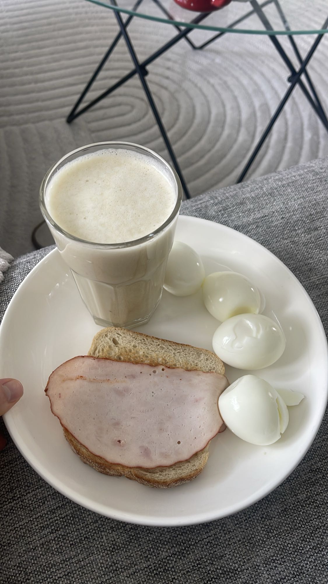Frukost med ägg och skinka