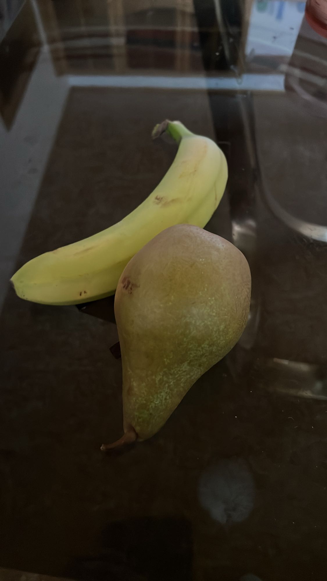 Banane und Birne Snack