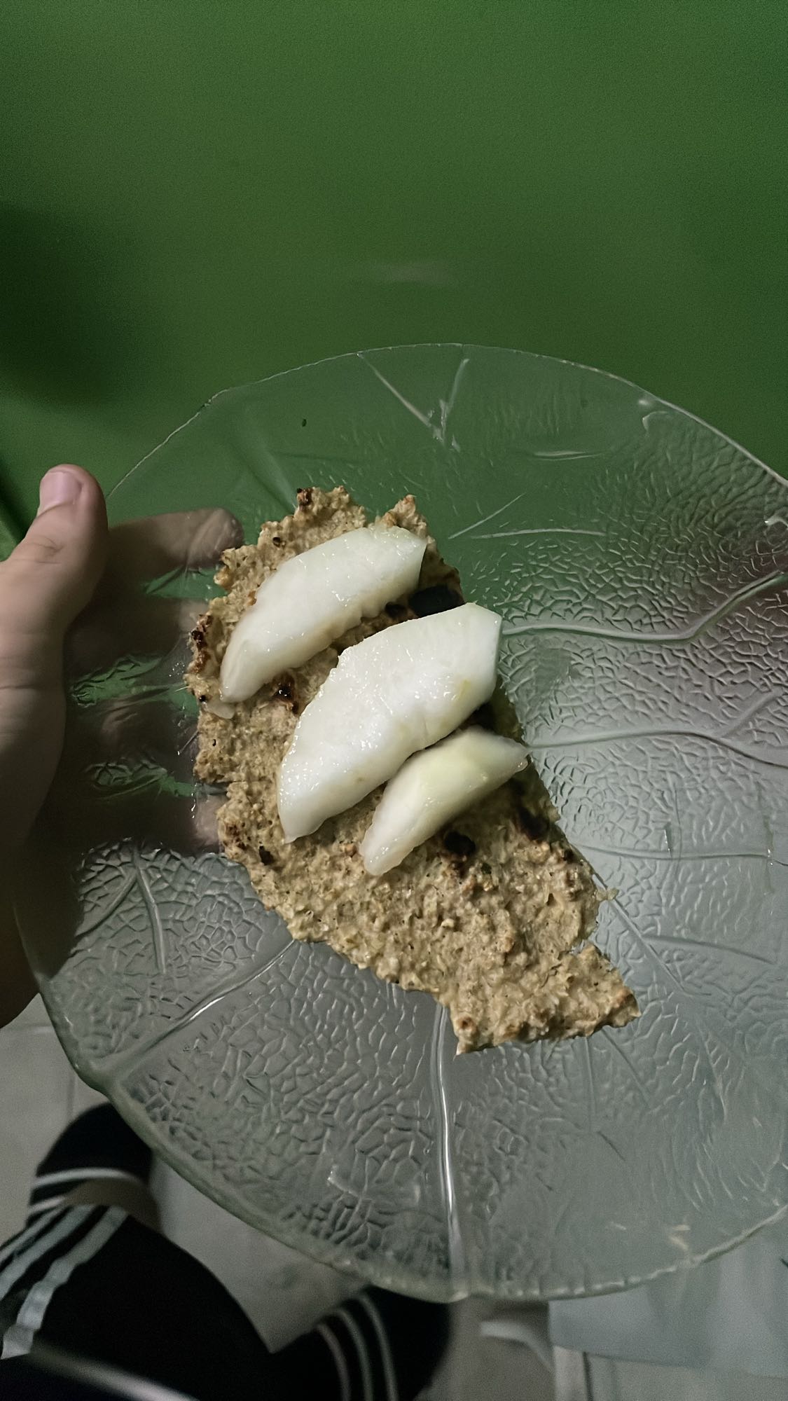 Tostada de avena y fruta