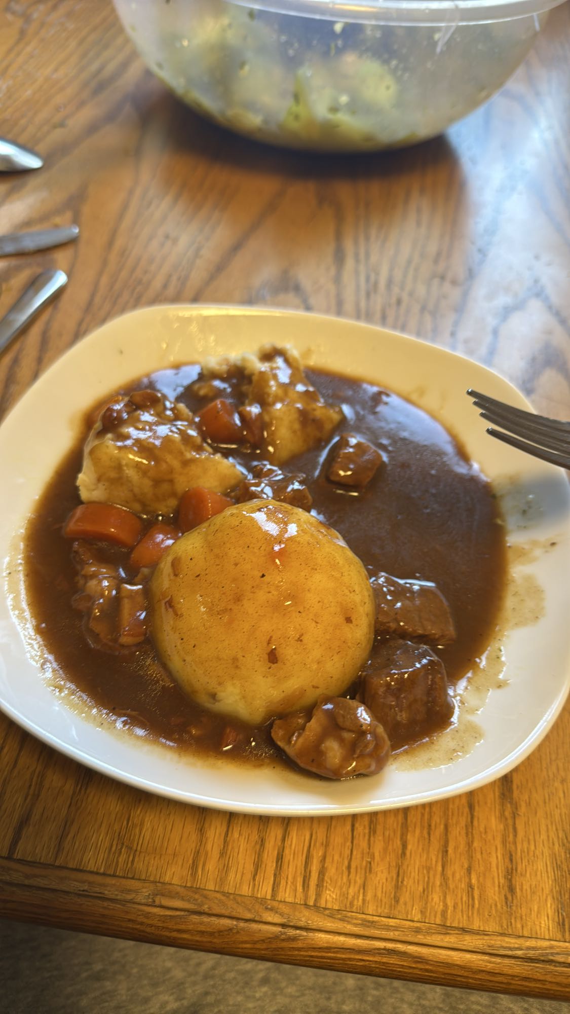 Rindereintopf mit Knödel