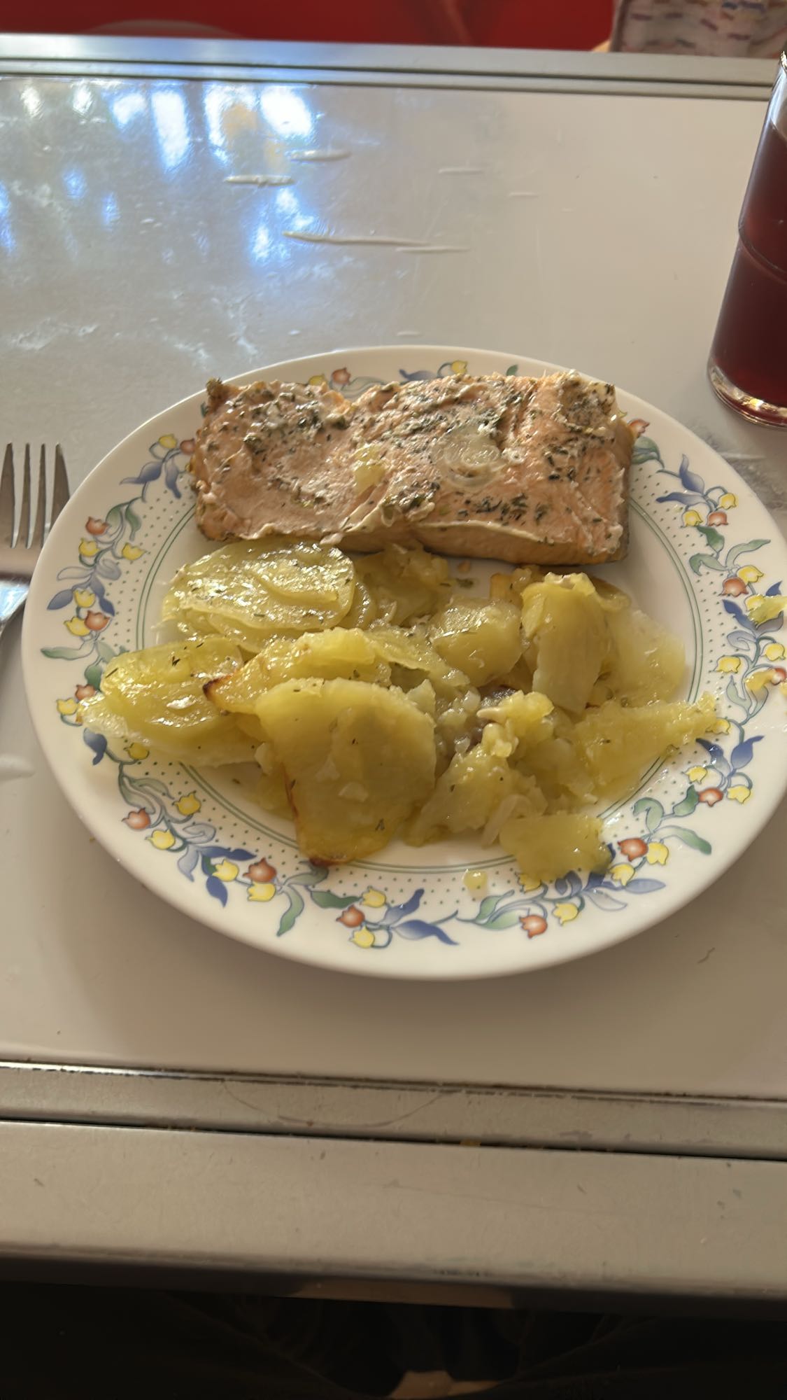 Salmón con papas